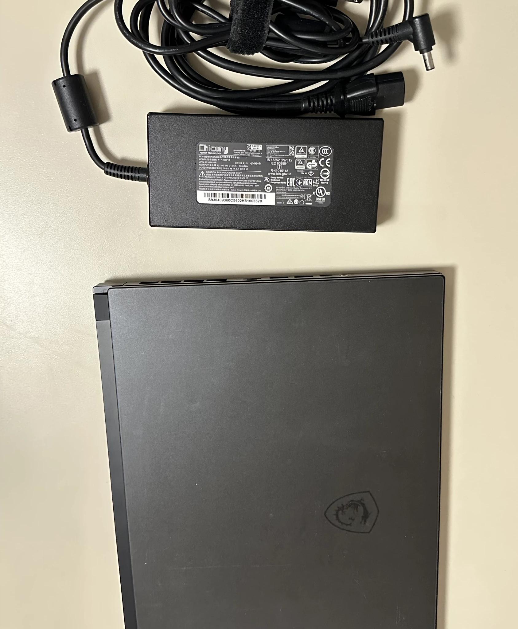 MSI GS66 Stealth 11UH-235
