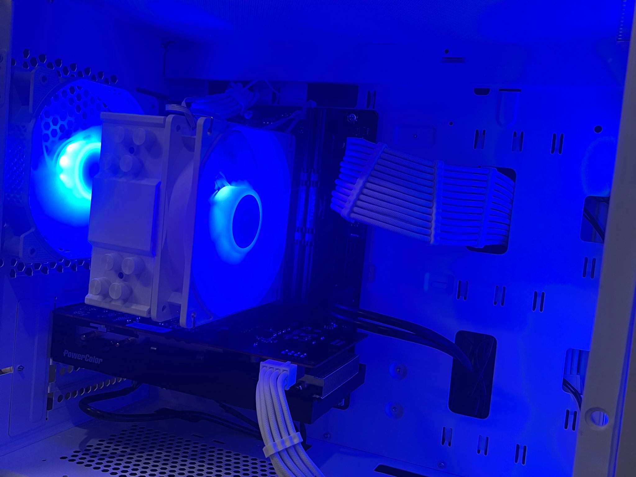 ALL WHITE 1080p Streaming/Gaming PC|RX 6600,Ryzen 5 3600, 512GB SSD