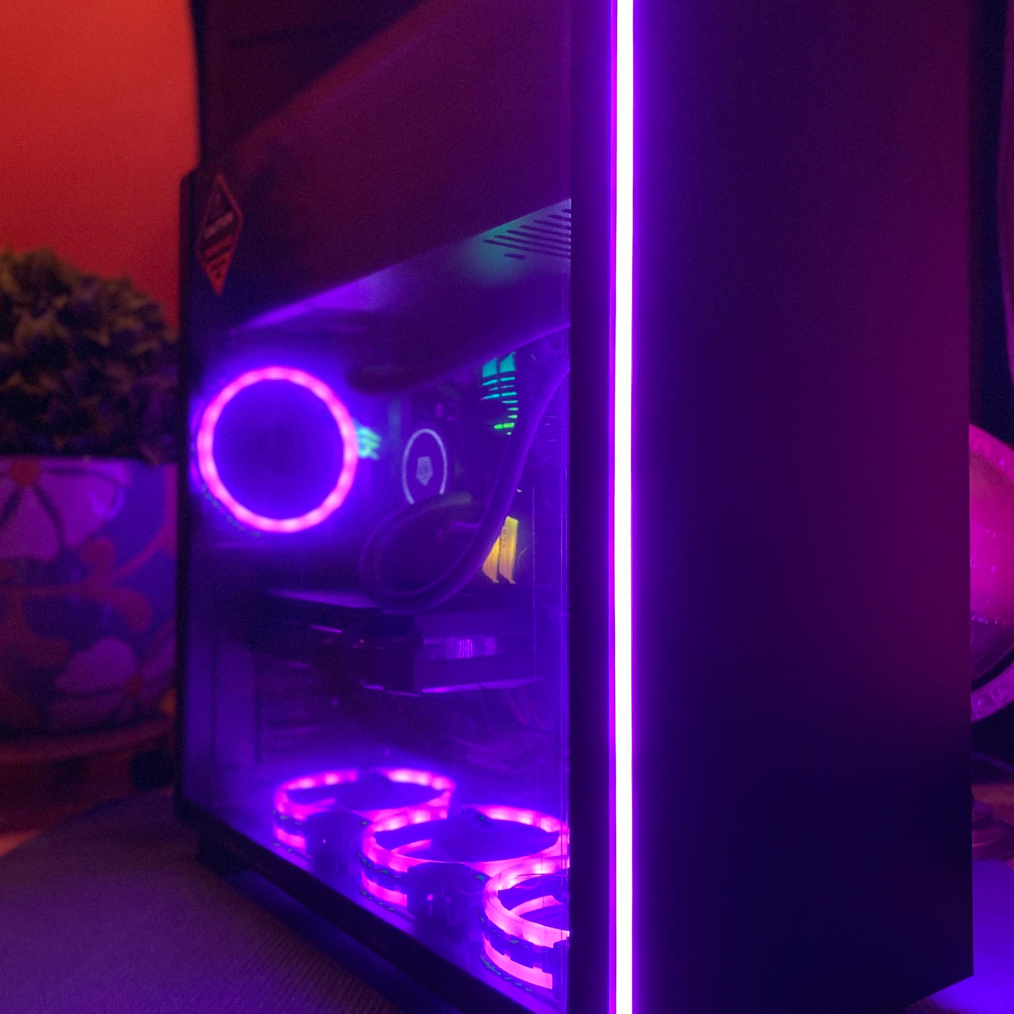 (Liquid💦Cooled)| Ryzen 5 6-Core AMD| RX6600| 16GB XLR8 DDR4 RGB RAM| 500GB NVMe SSD| Windows 11