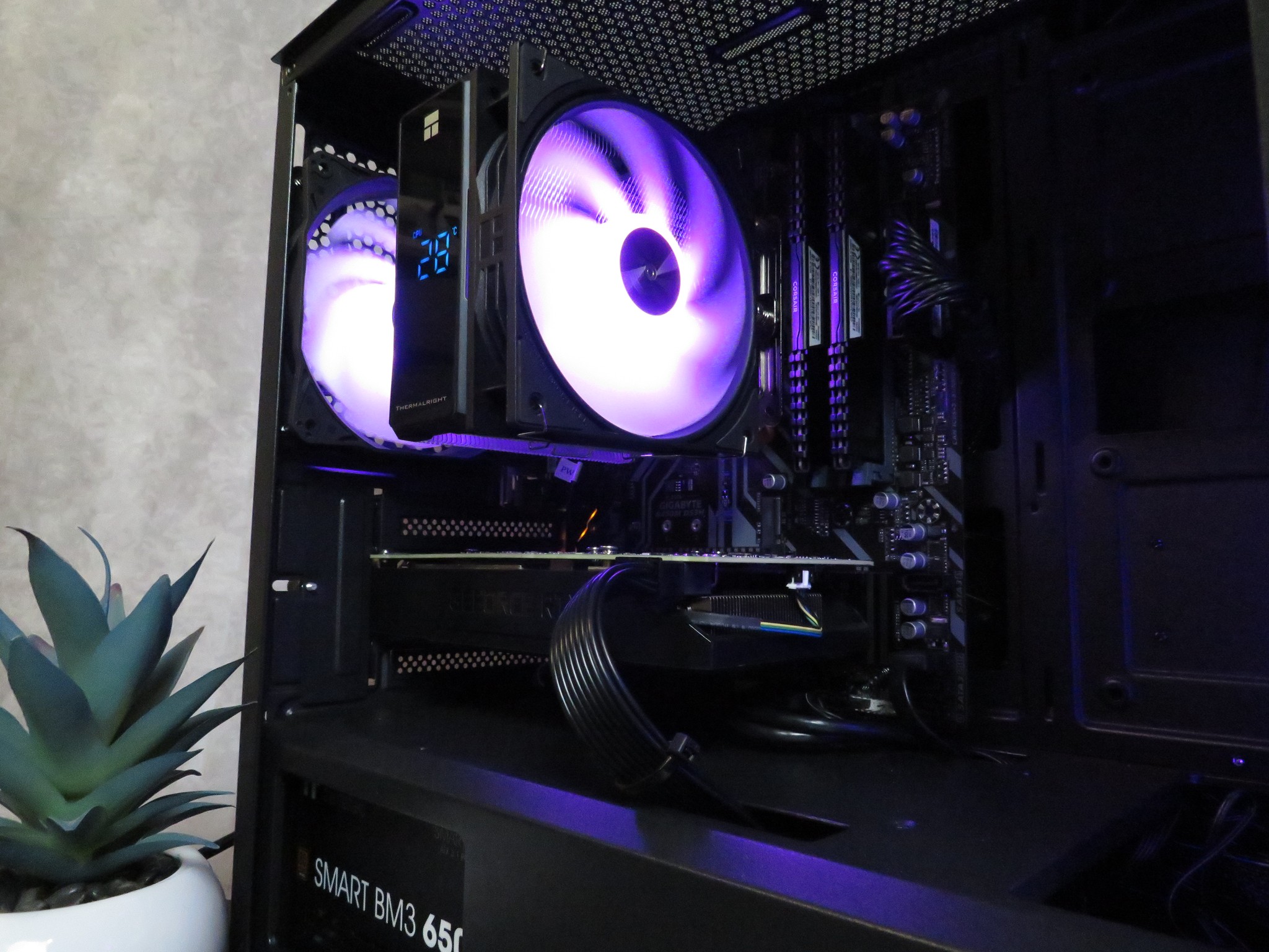 Mid-Range GAMER! Ryzen 5 3600 + RTX 2060 + 16 GB DDR4 + 1 TB SSD