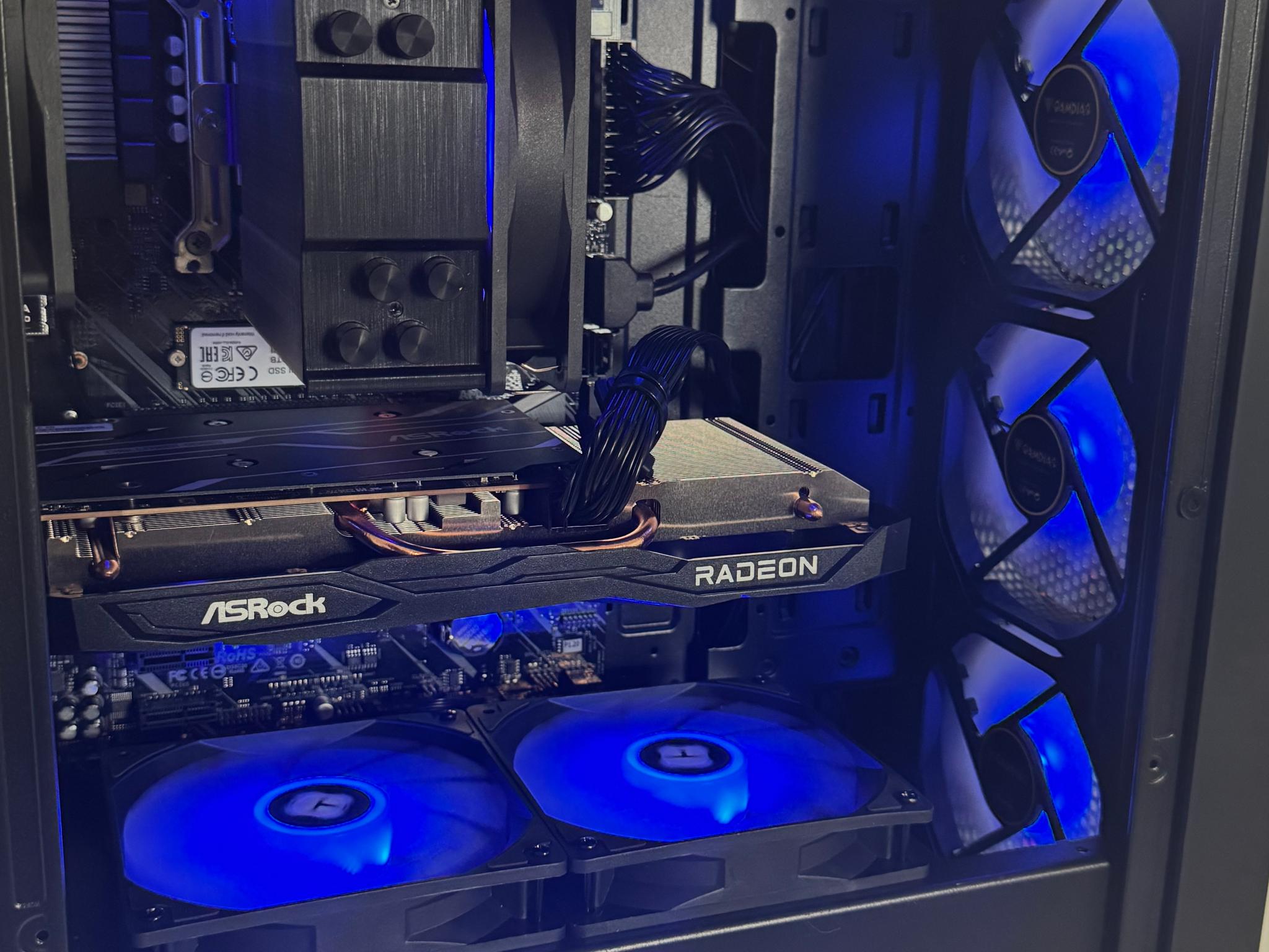 Awesome i9 9900 RX 6600 8 GB Gaming System