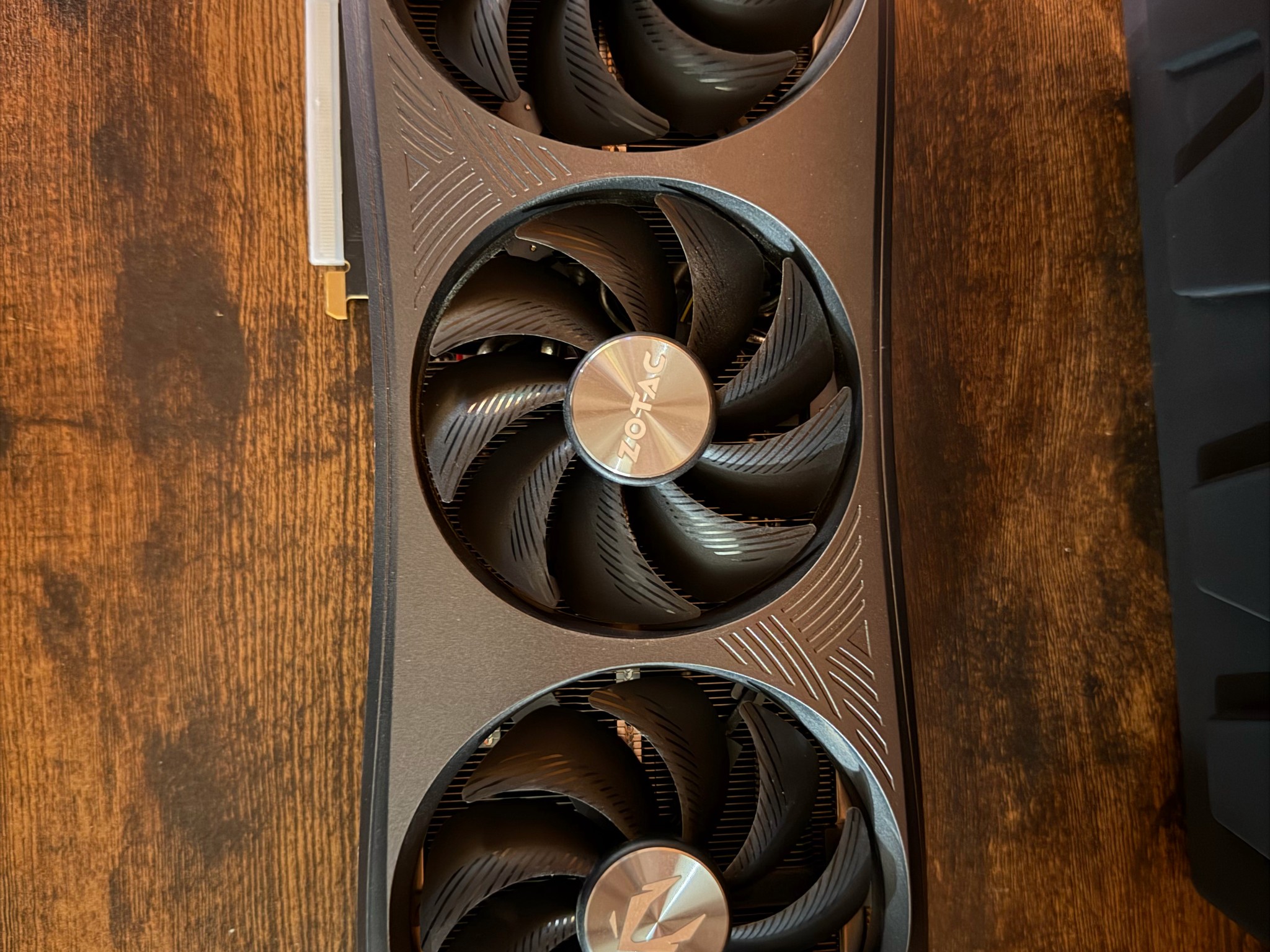 ZOTAC GAMING GeForce RTX 4080 Trinity OC