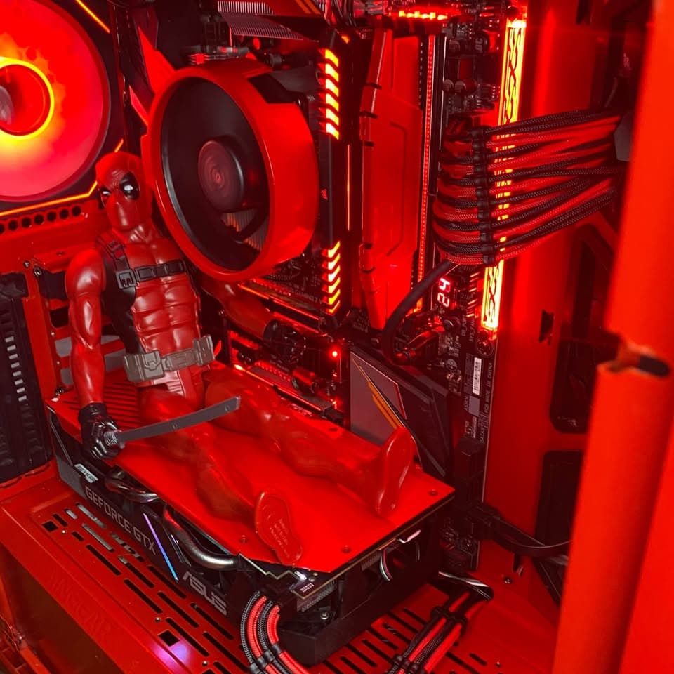 Red Gaming PC (GTX 1660 Super + AMD Ryzen 7 2700X + 16GB DDR4 + HDD + SSD)