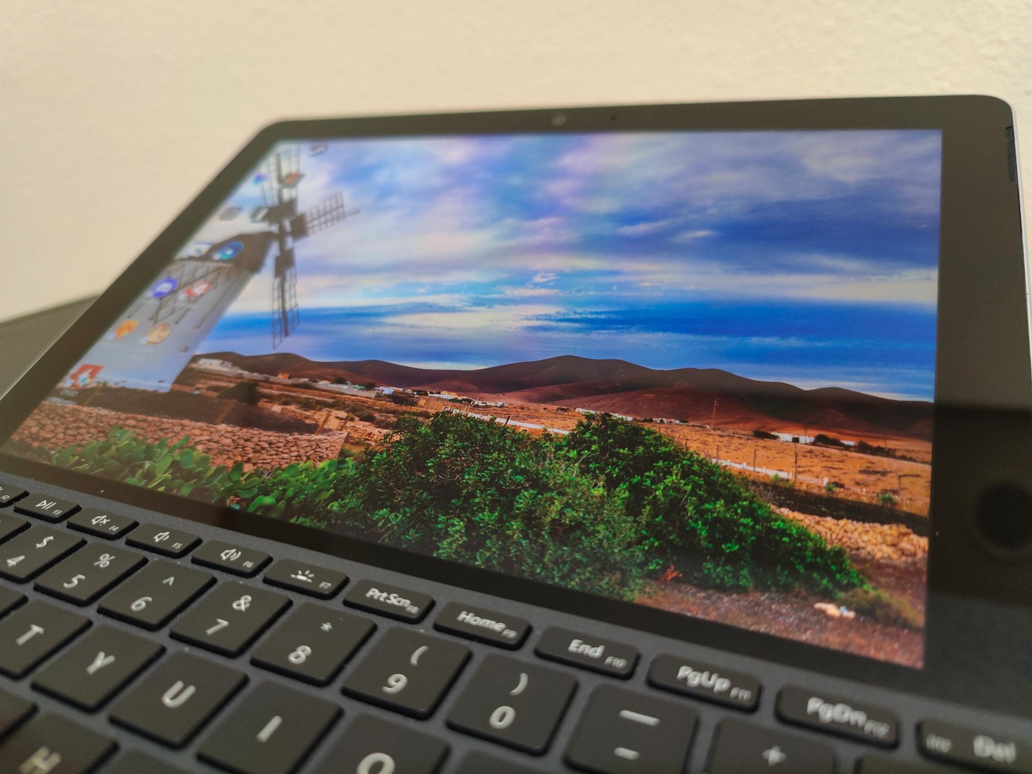 Microsoft Surface Go First Gen w/ Alcantera Microsoft Keyboard Intel Pentium 8GB RAM 128GB SSD