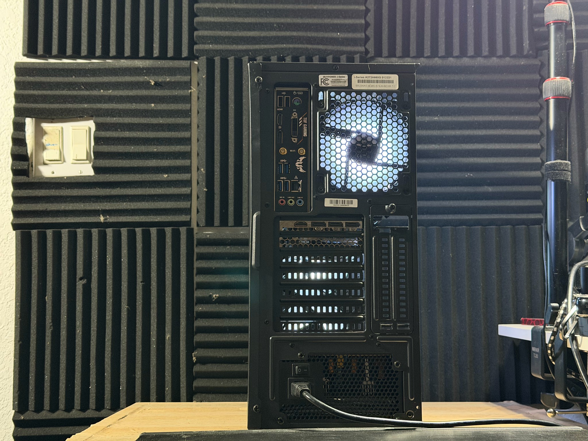i5 10400F | RTX 3050 8GB | 16GB DDR4 | 240GB SSD + 1TB HDD