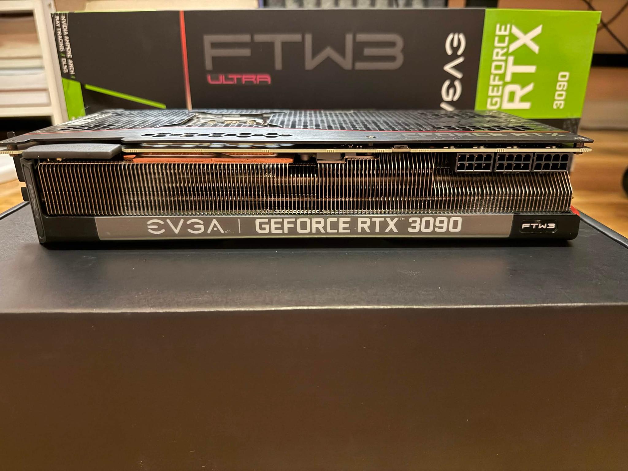 EVGA FTW3 ULTRA GAMING GeForce RTX 3090