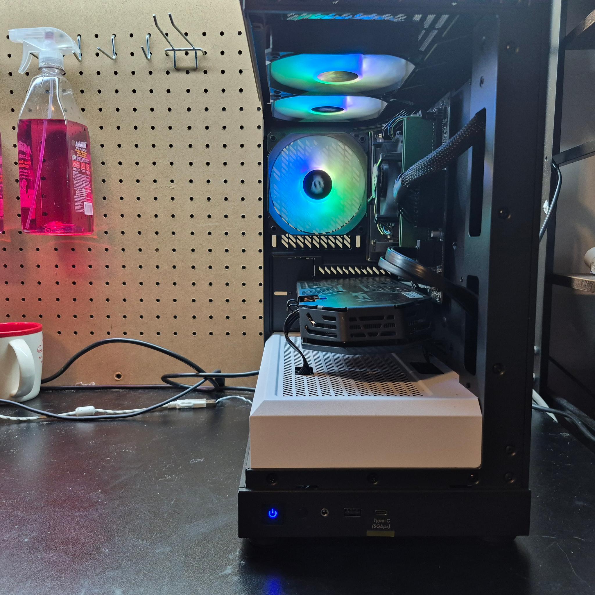 120 FPS Fortnite | i7-6700, 16GB RAM, RX 580 4GB, 480GB SSD, Win11, RGB