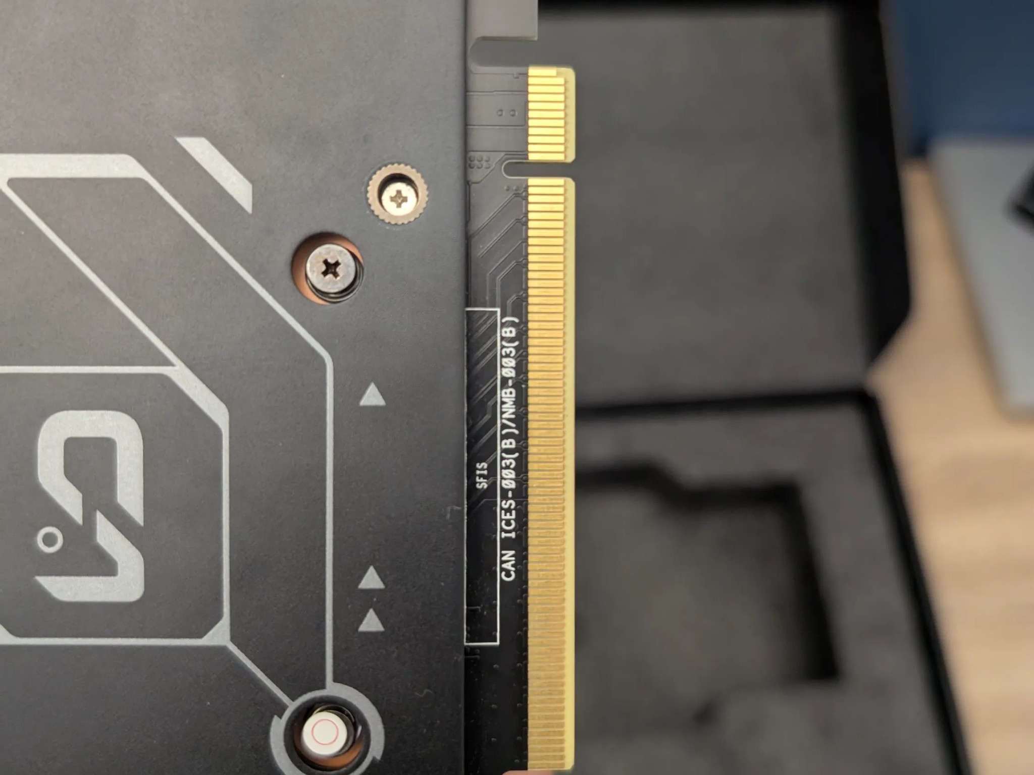 LIKE NEW - ASUS DUAL SERIES RX 7600XT 16GB