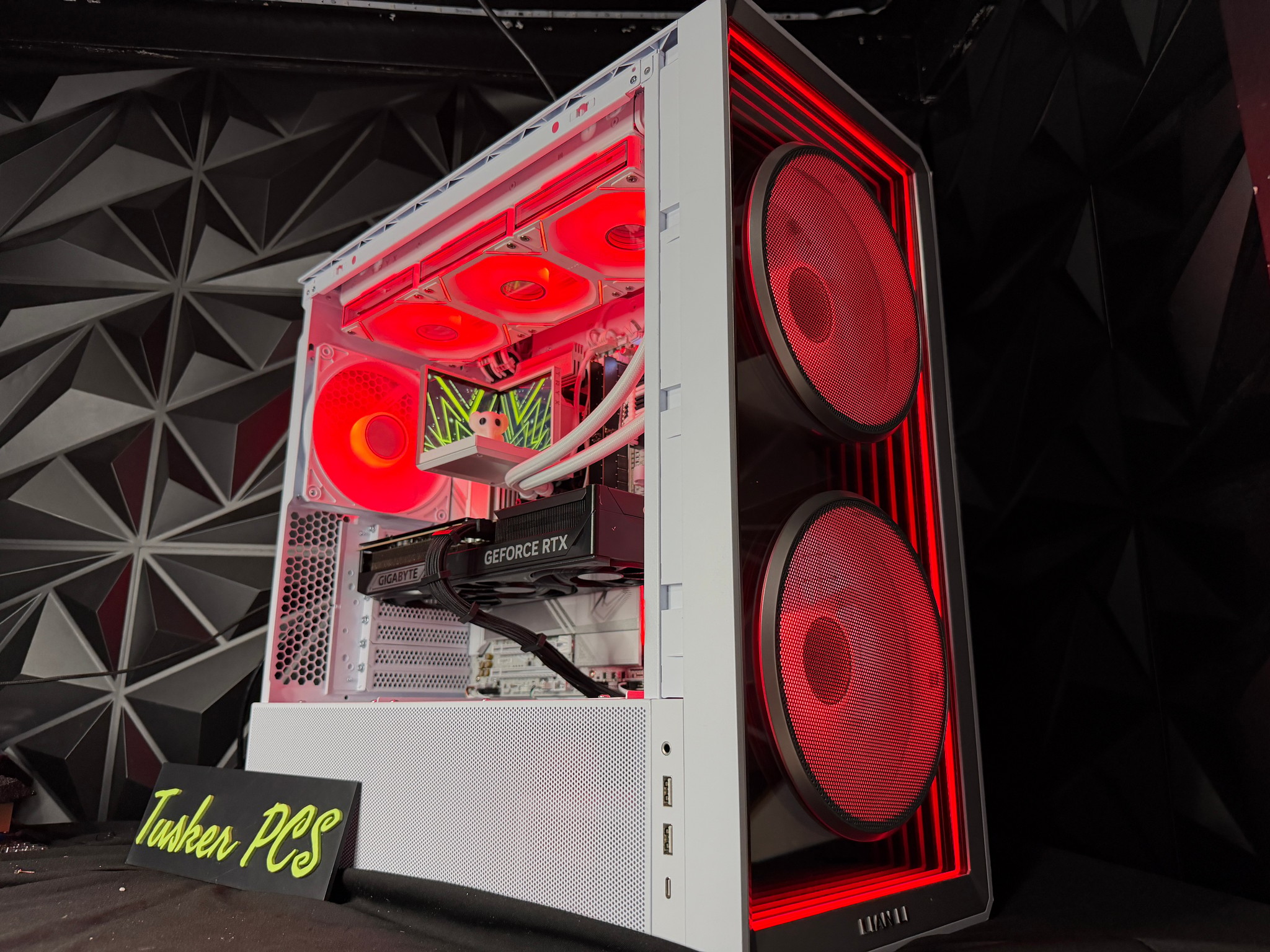 🐘❄️ IVORY TUSK ❄️🐘Ryzen 7 9850X3D| RTX 5080| 64 GB DDR5| 4.75TB NVMe| 1000W Platinum PSU