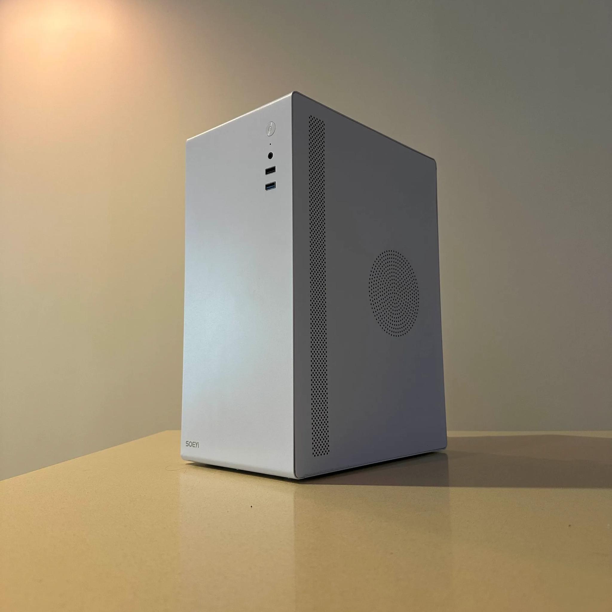 Starter Gaming PC – AMD Ryzen 5 1400 | MSI AMD Radeon RX 570 8GB | 32GB RAM | 1TB SSD | Win11
