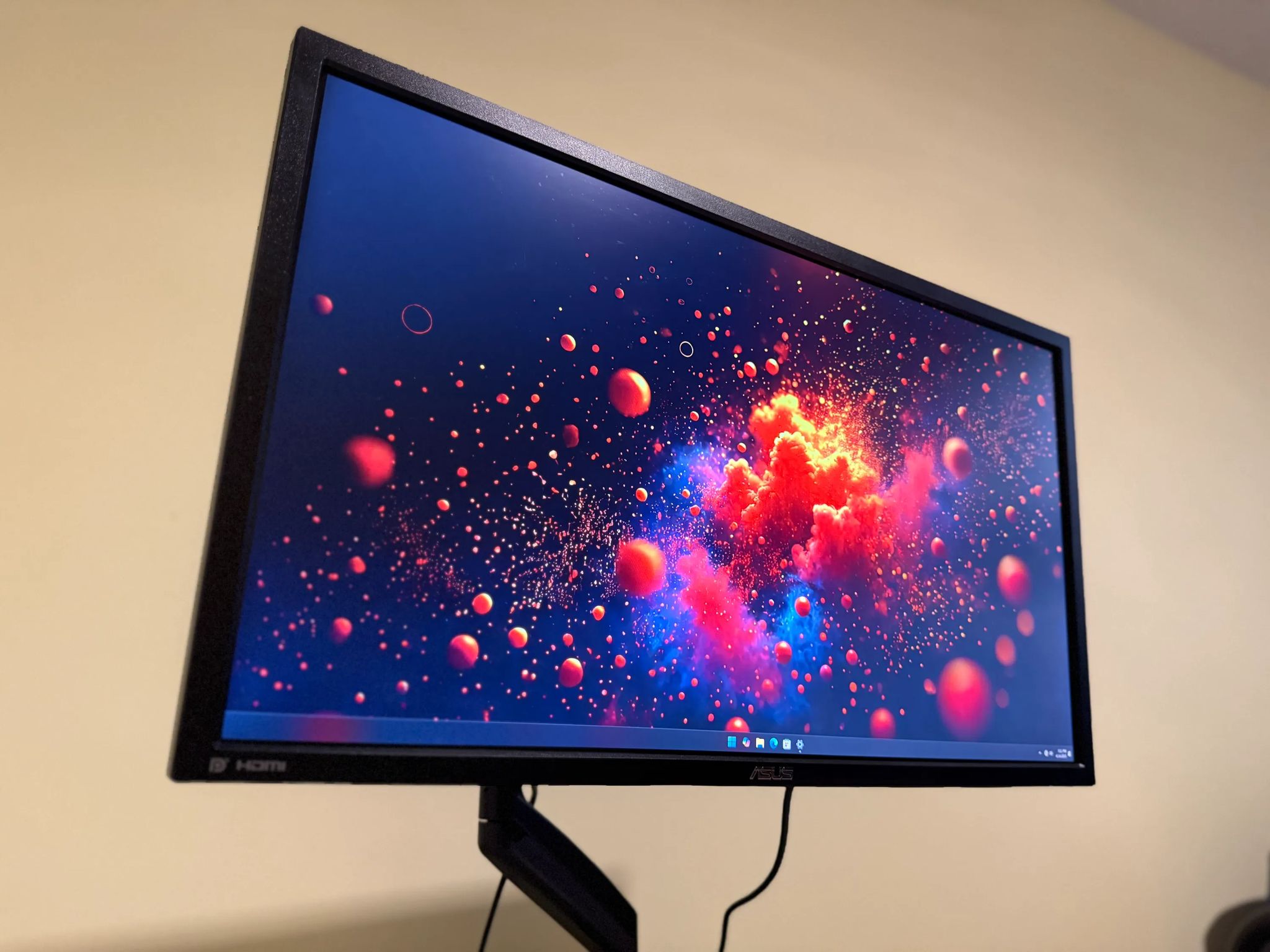 🖥️ ASUS VP28U 28" Gaming Monitor – 4K UHD | 60 Hz | 1 ms Response | TN Panel | Like New