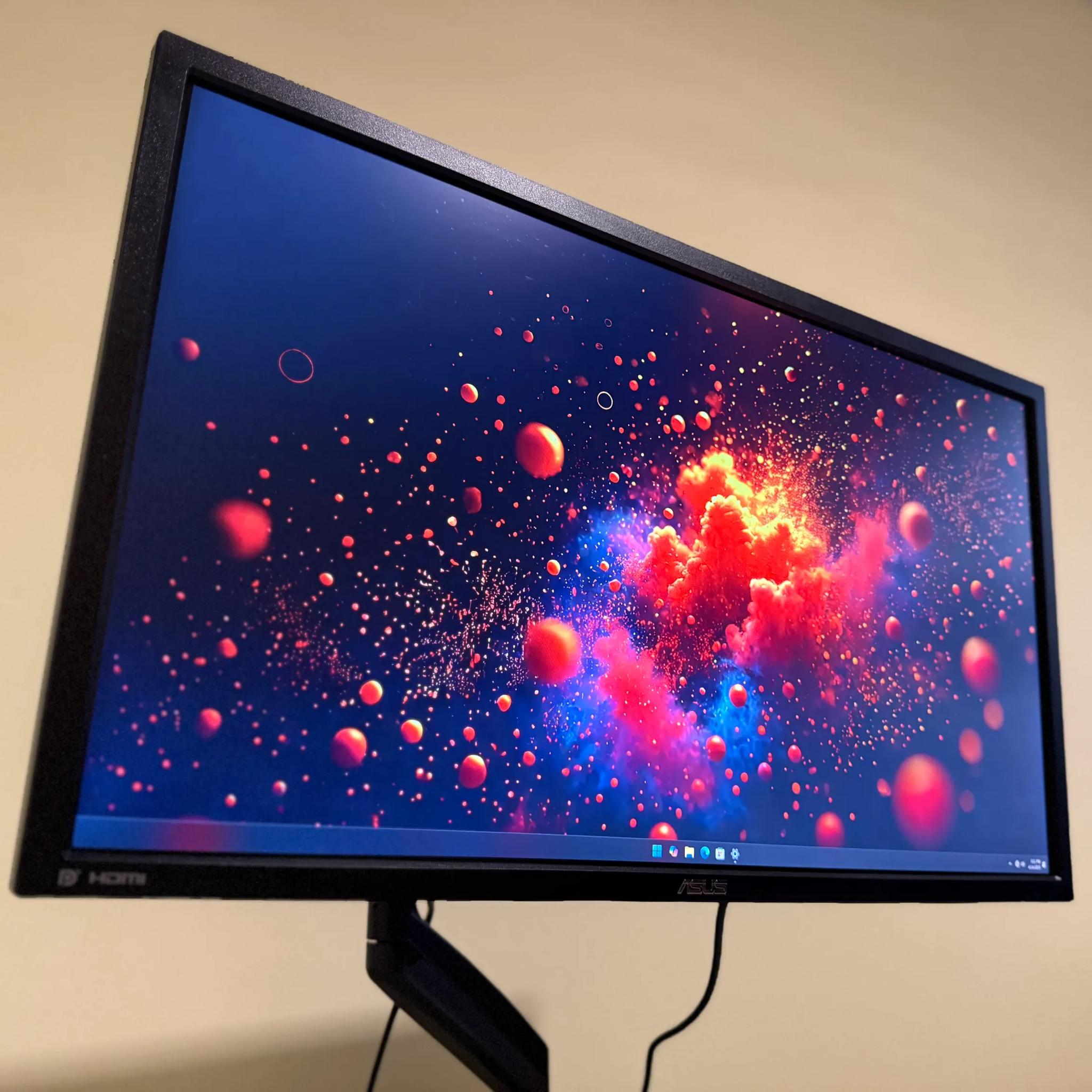 🖥️ ASUS VP28U 28" Gaming Monitor – 4K UHD | 60 Hz | 1 ms Response | TN Panel | Like New