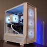 🤍ARCTIC🤍 1440p/1080p GAMING MACHINE 💚RTX 4060 🧡 Ryzen 5 3600 | 16GB | WIFI | WIN 11