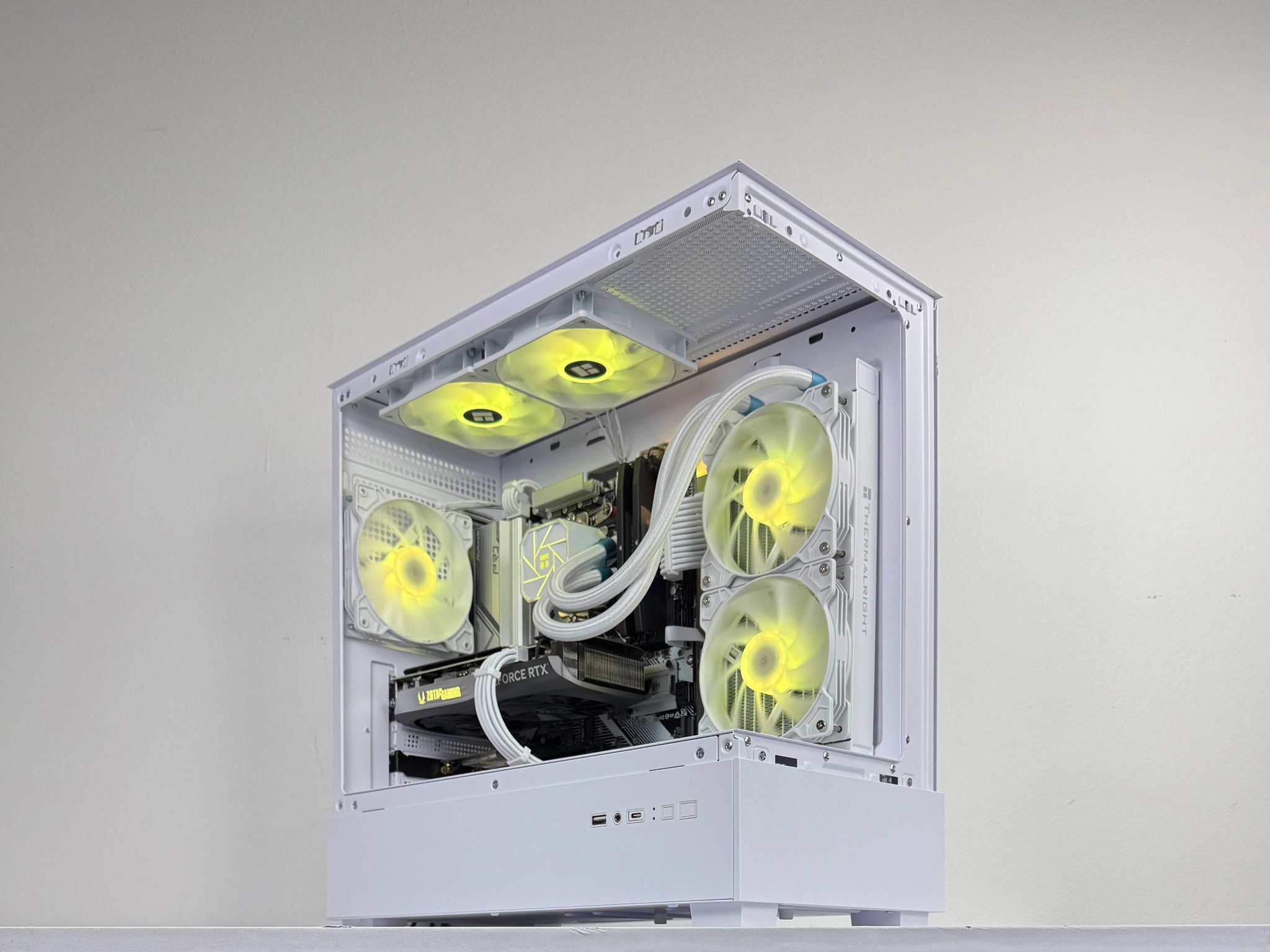 ❄️Snowdrift❄️  | 1440p Gaming PC | Ryzen 7 7700X | Zotac RTX 4070 | 32GB DDR5 6000MHz