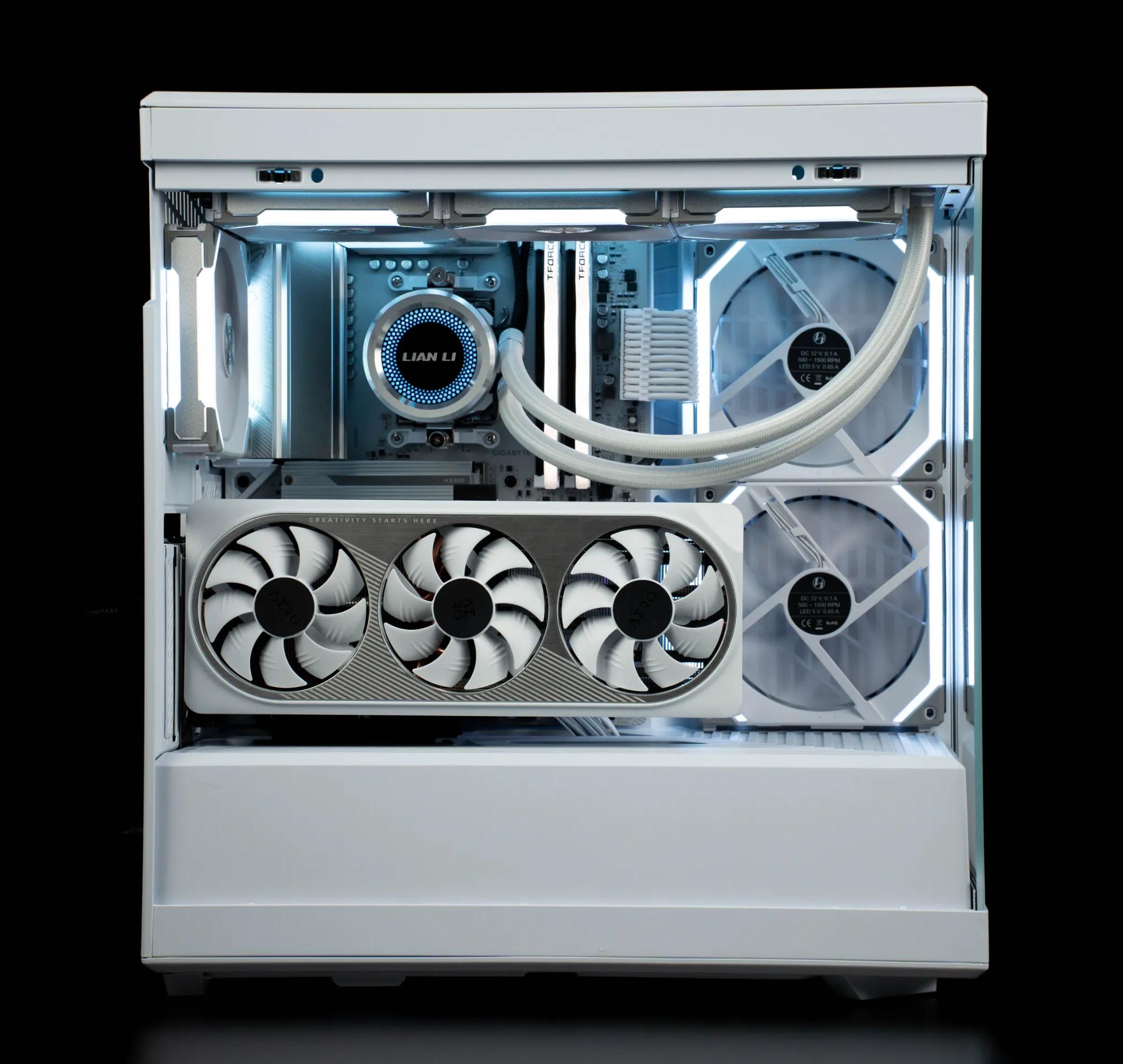 ~Singularity 2.0~ (RTX 4070 Ti | Ryzen 7 7700 | 32gb DDR5 6400MHz | 2tb SSD | WiFi | Bluetooth)