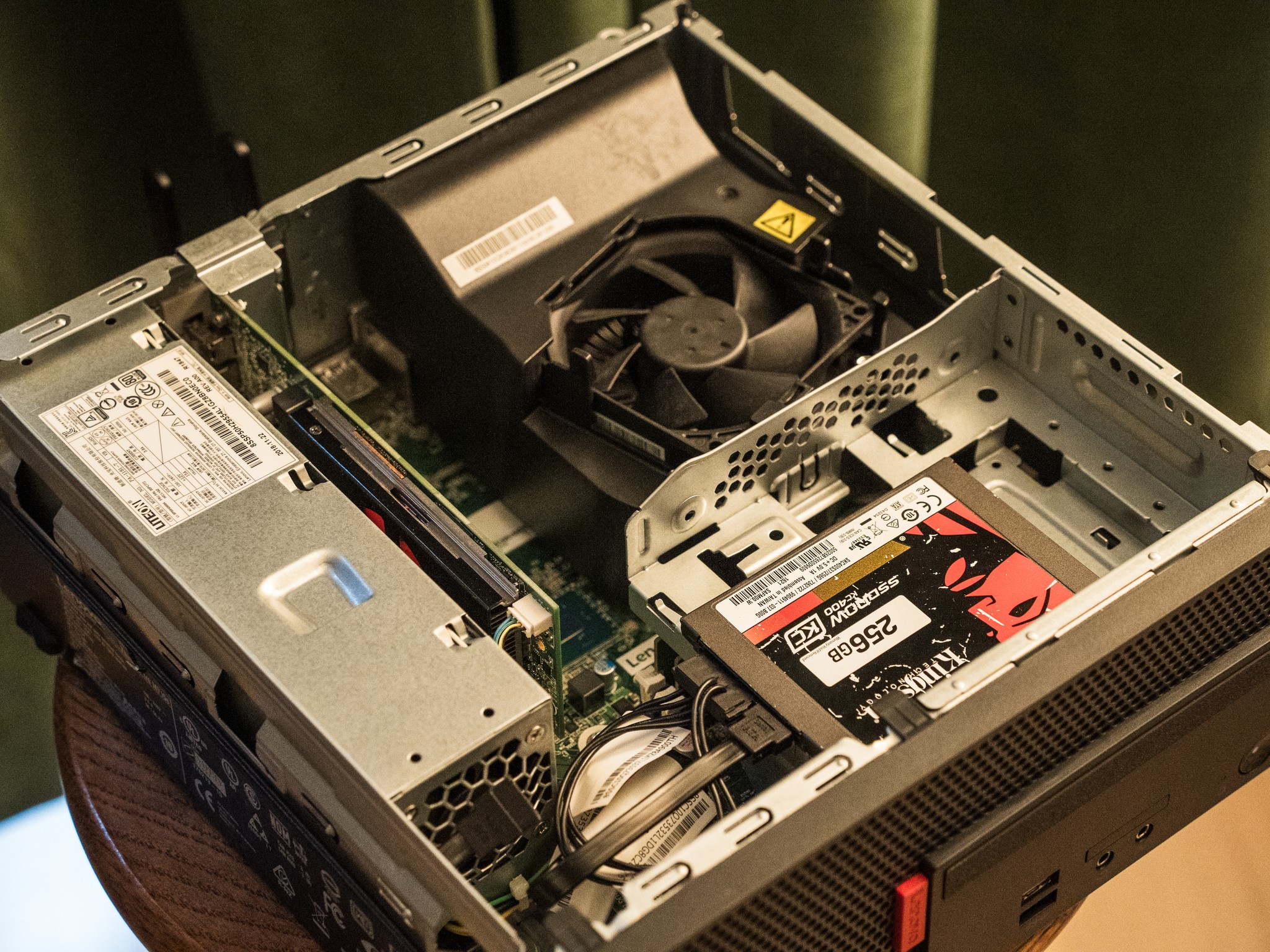 Refurbished Lenovo Gaming PC – RX 550 4GB | SSD | WiFi | Bazzite | Budget SteamDeck