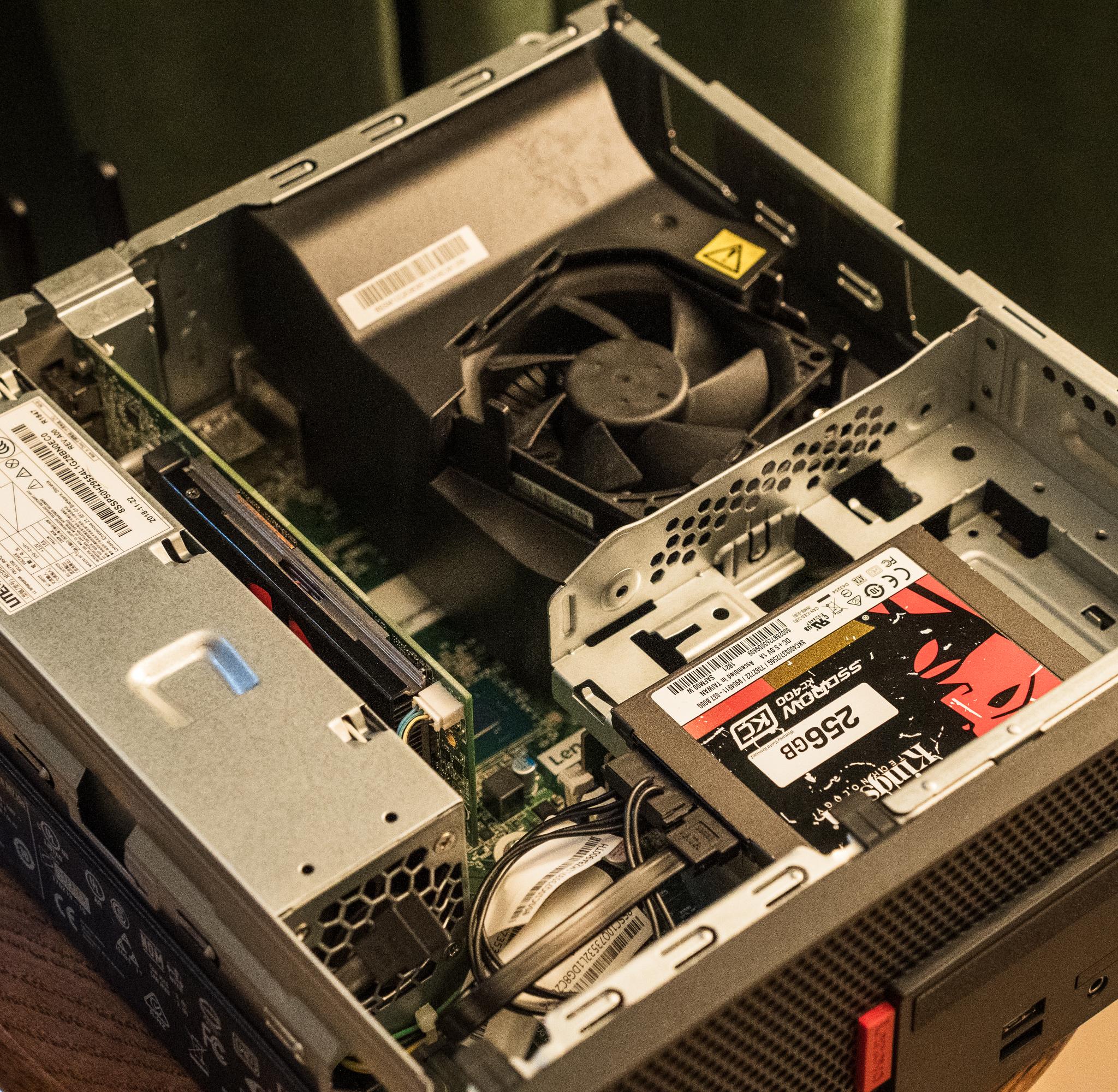 Refurbished Lenovo Gaming PC – RX 550 4GB | SSD | WiFi | Bazzite | Budget SteamDeck