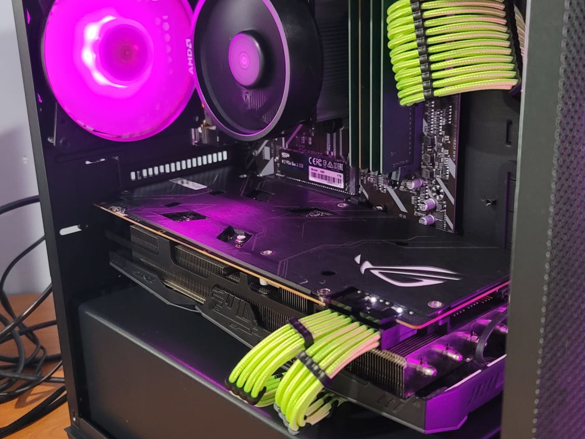Build 3657 ( Ryzen 5 3600 5700XT)