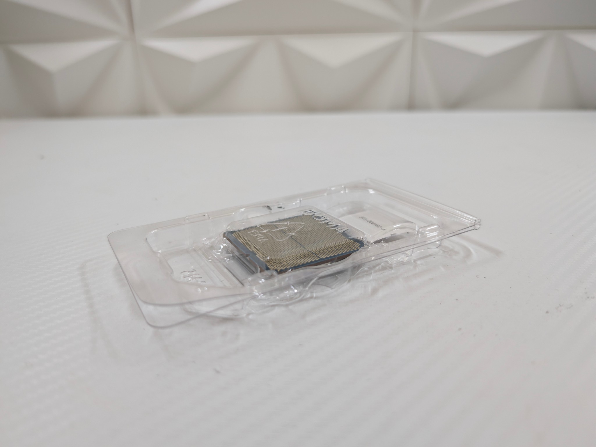 AMD Ryzen 7 9800X3D
