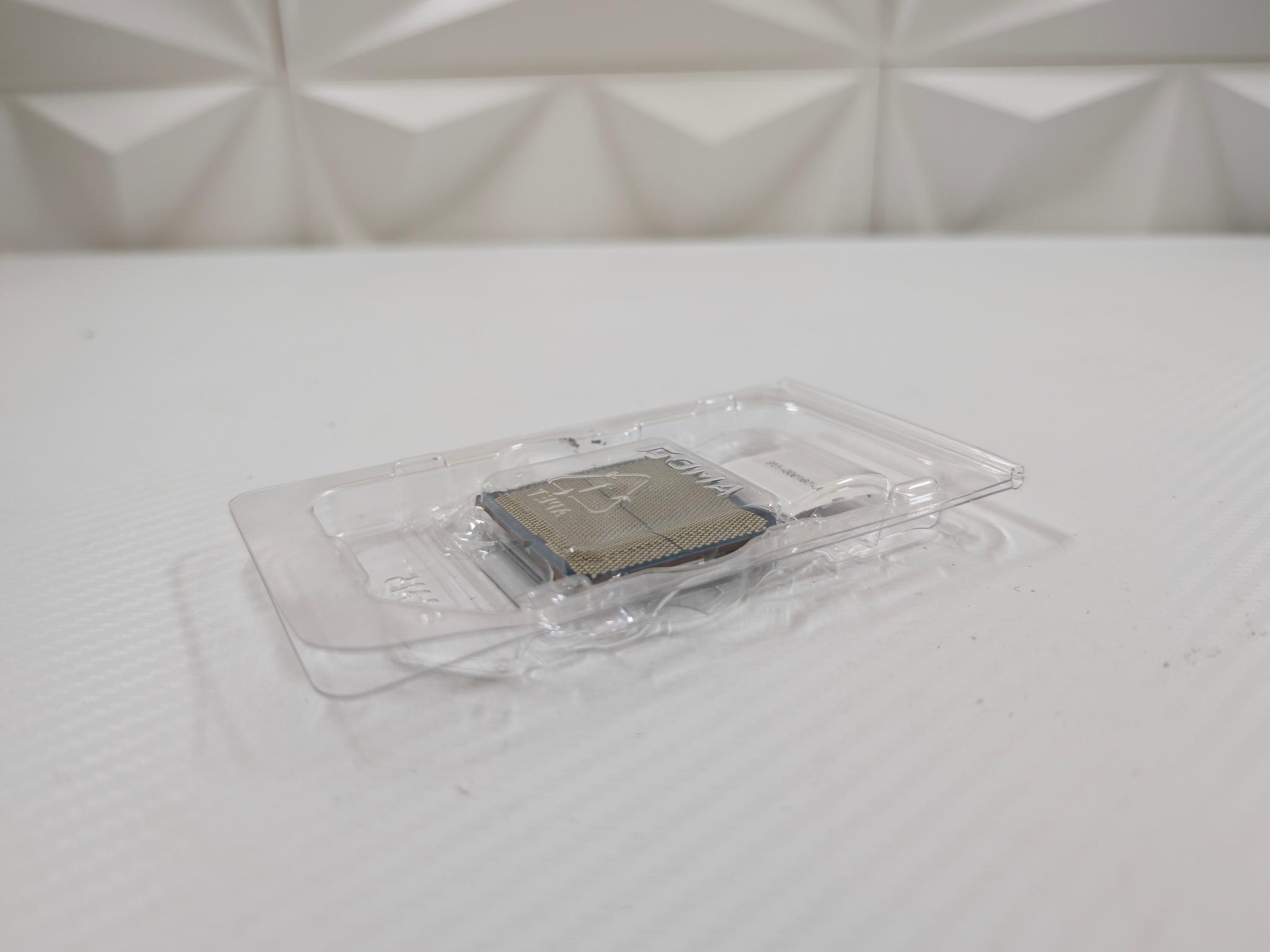 AMD Ryzen 7 9800X3D - Image 3