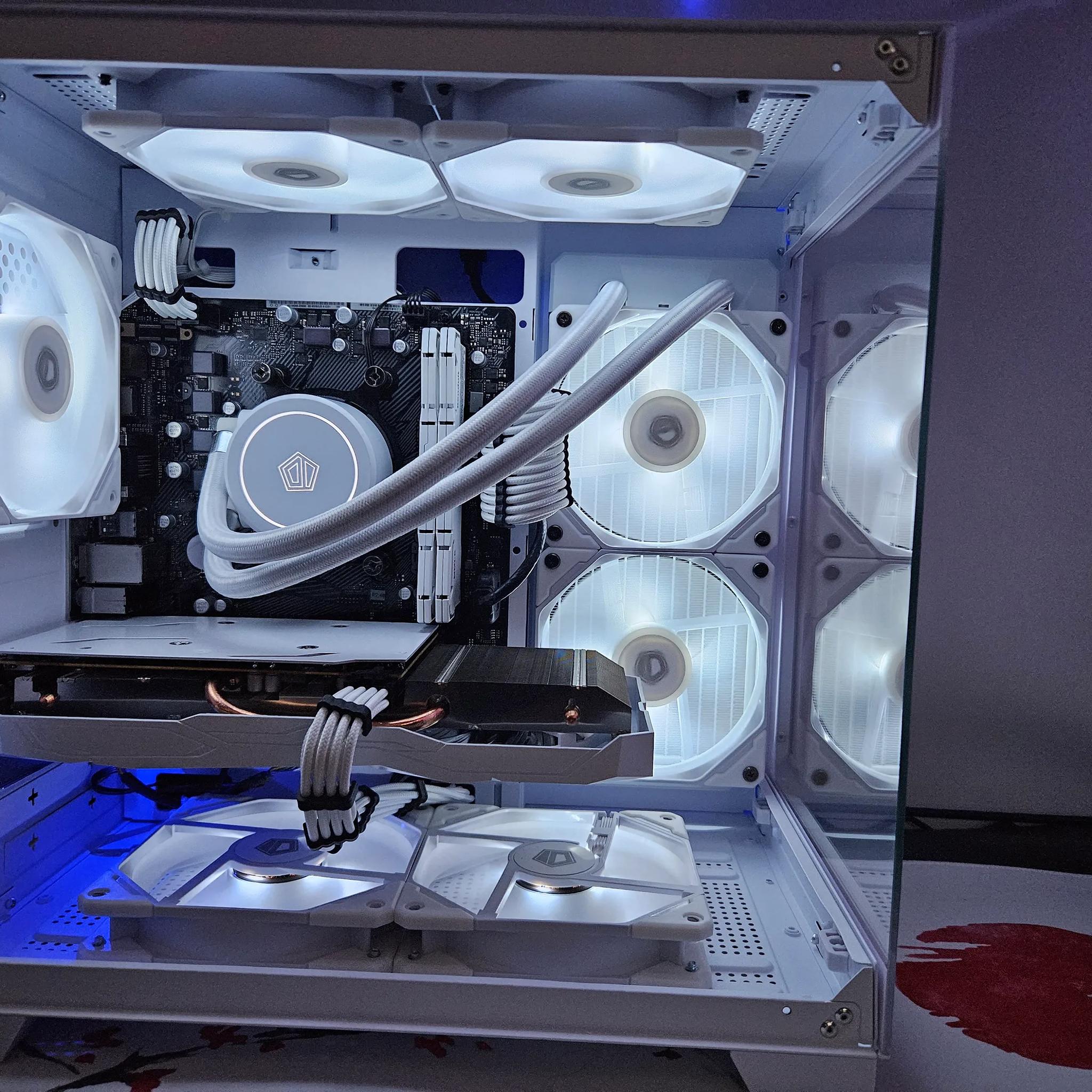 Arctic Beast Liquid cooled RIG Ryzen 7 5700G/ 32GB RAM/ 2TB SSD/ AMD RX6600