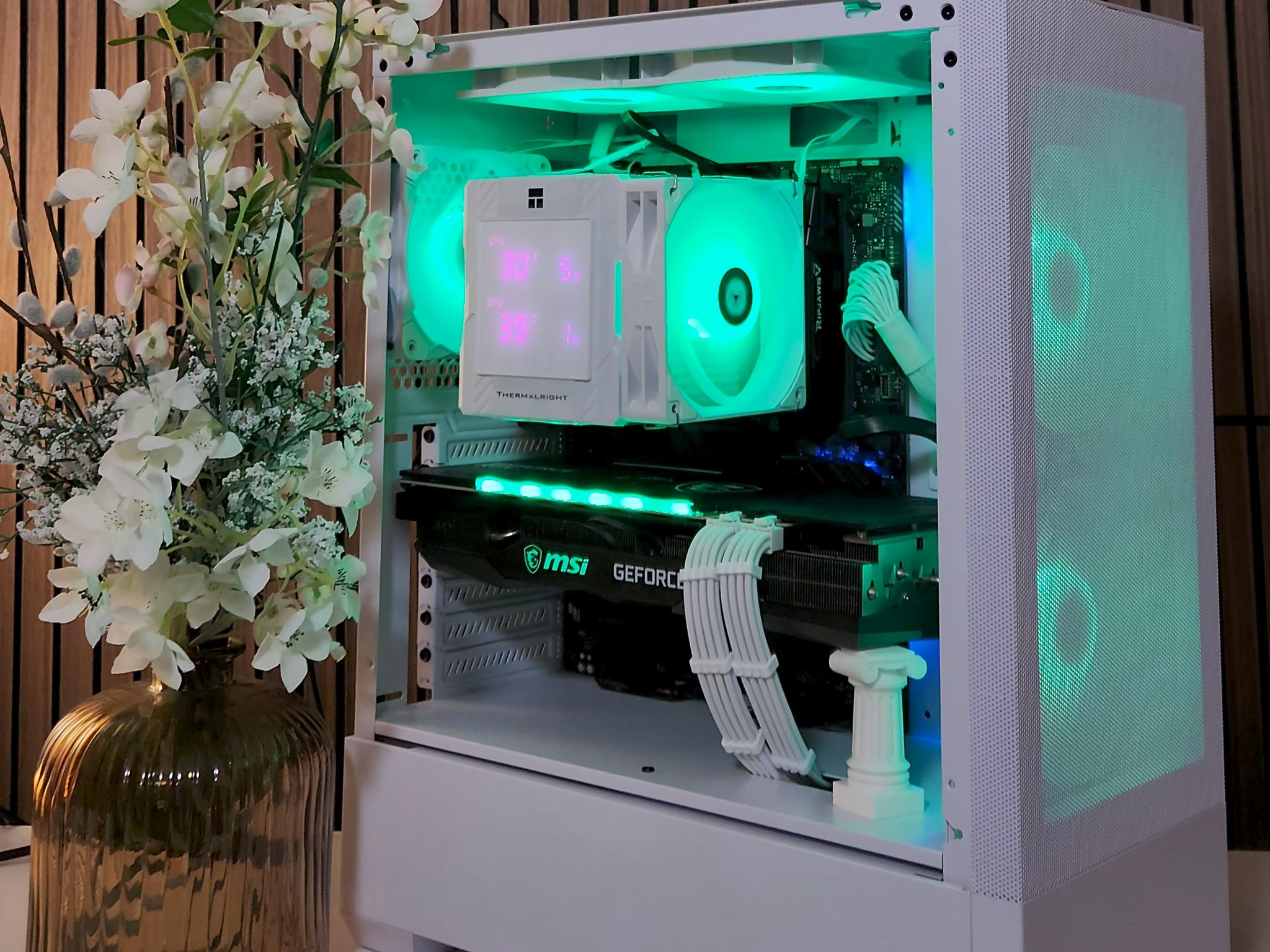 ⚪White PC🖥️ RTX 3070 8GB | i5 12600K | 16GB DDR4 | NVMe | Lian Li RGB | wifi/BT | Windows 11 1080p