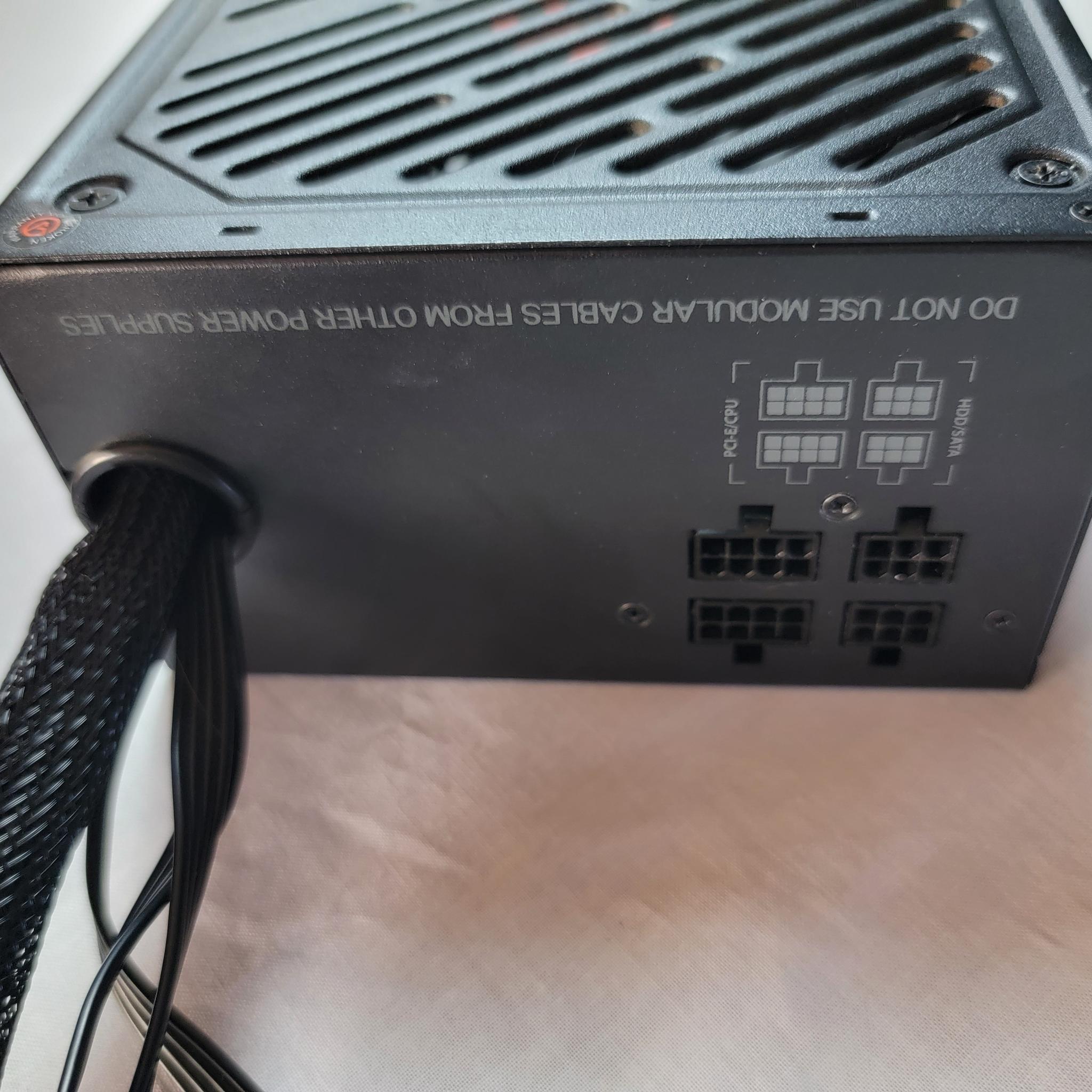 Aresgame AGS850 850W Gold Modular Power Supply (For Parts)
