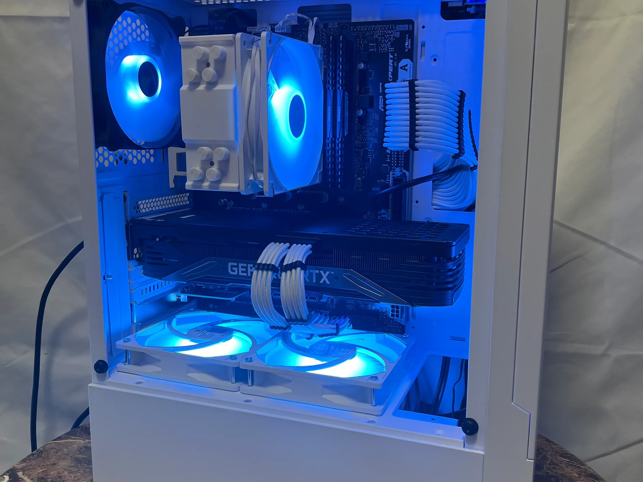 🥶🧊Frosty🥶🧊 | RTX 3070 Mid-Range PC | Intel Core i7 | 16GB RAM | 1TB SSD | Windows 11 Pro
