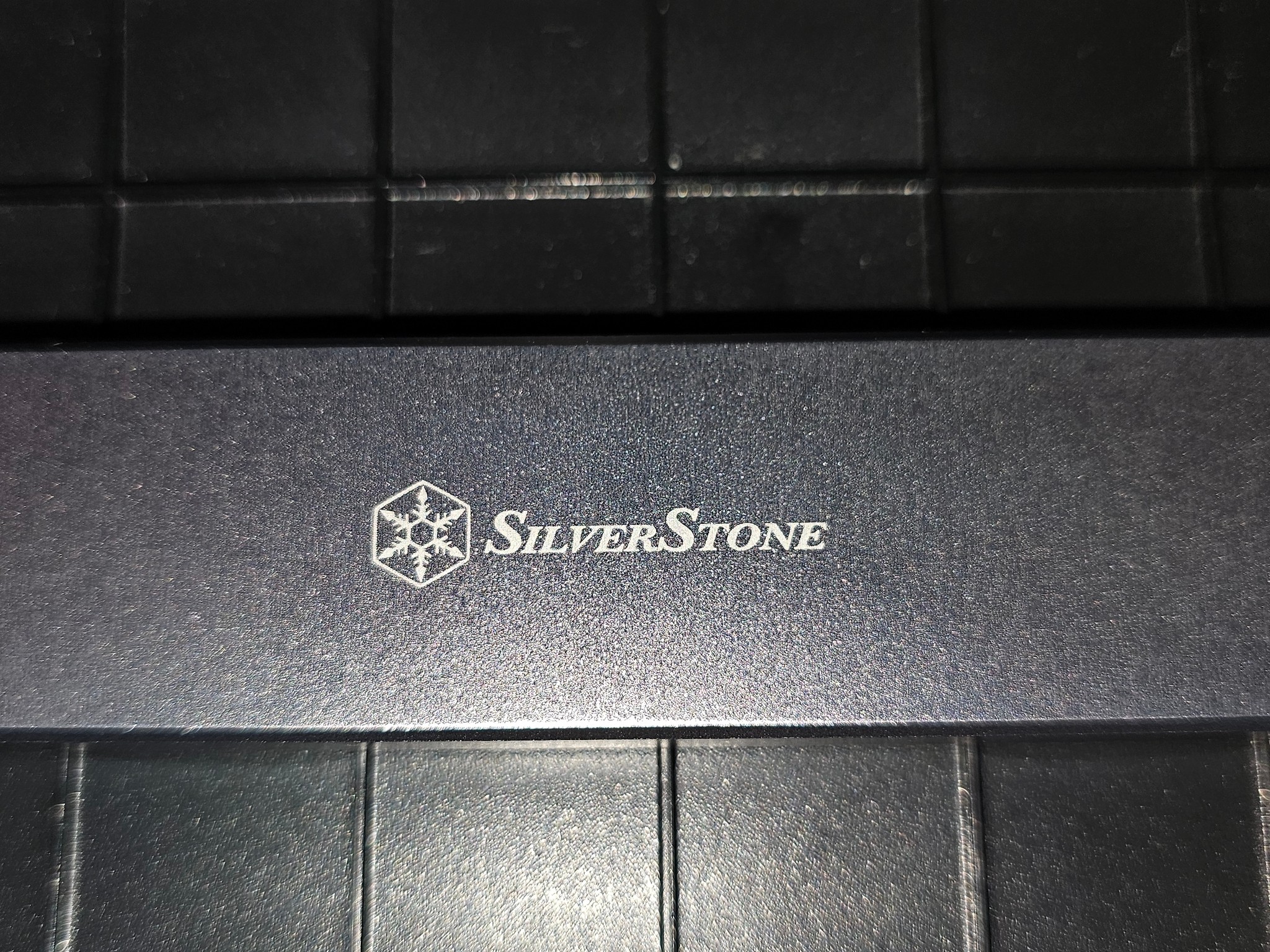 WD Blue 1TB SATAIII M.2 2280 SSD (With Silverstone MS09 M.2 SATA To 10Gbps USB3.1 Enclosure)