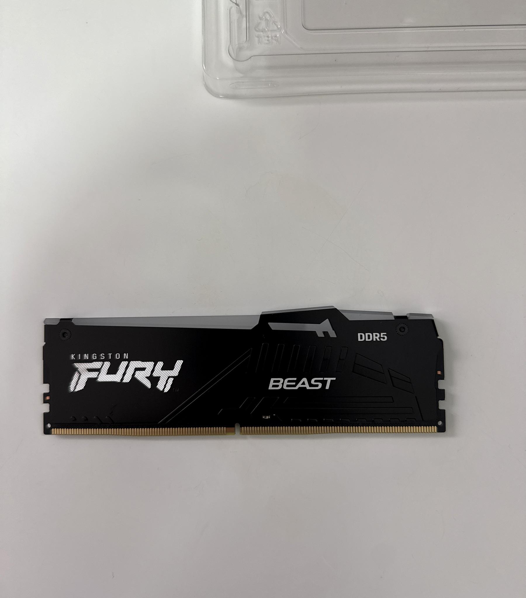 HP OEM Kingston FURY Beast RGB 32GB DDR5-6000 CL40 — 1x32 (HP60U40D8HA-32FRE)