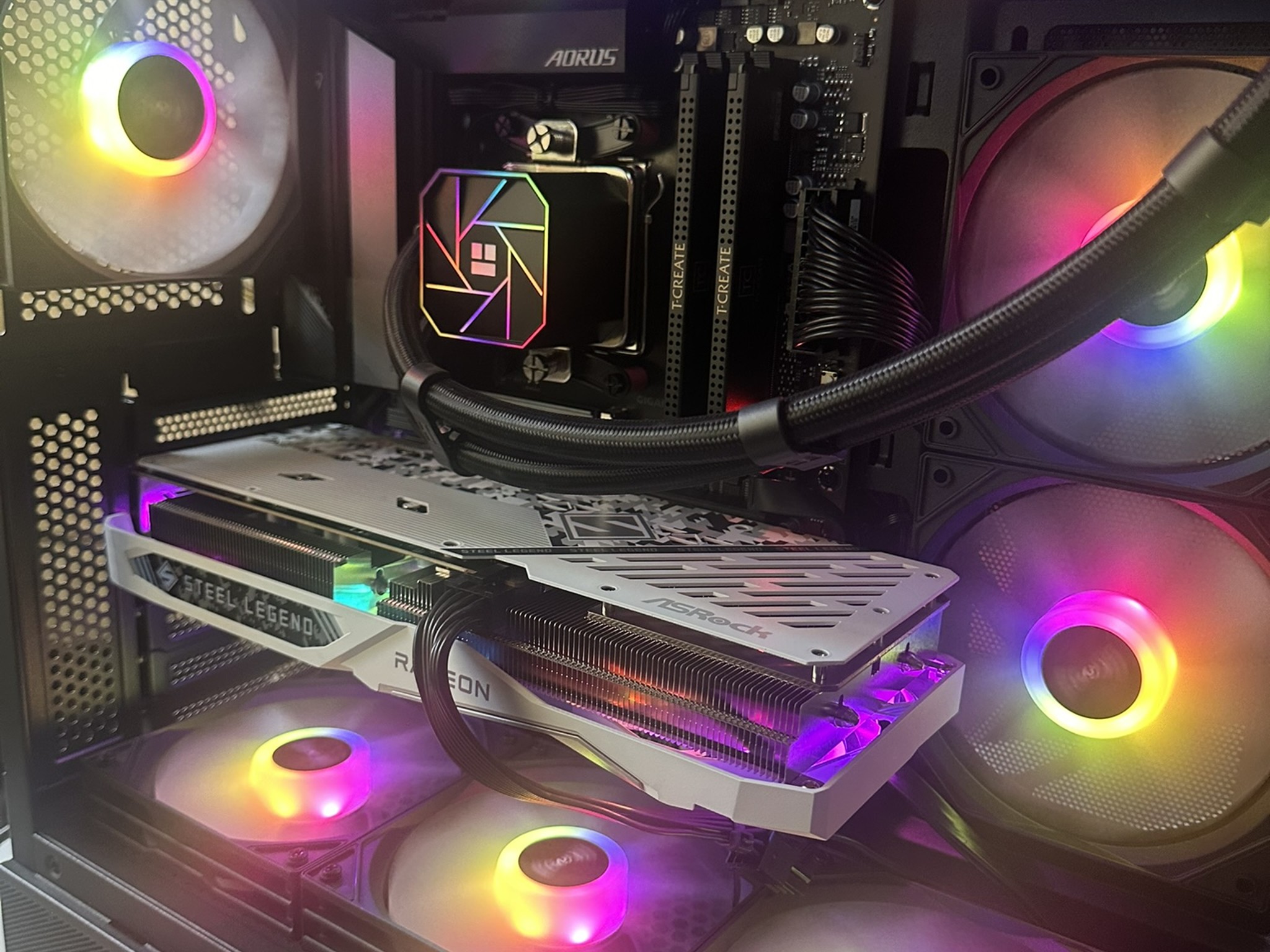 Gaming PC (Ryzen 7 7700X / RX 7600)