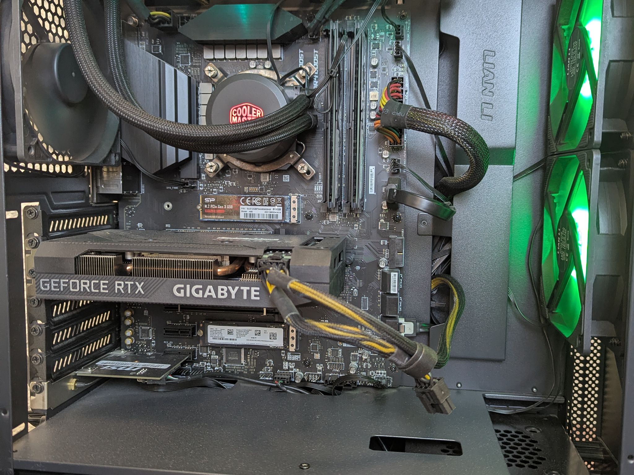 i7-10700K | RTX 3060 8GB | 32GB DDR4 | 1.5 TB NVMe Storage