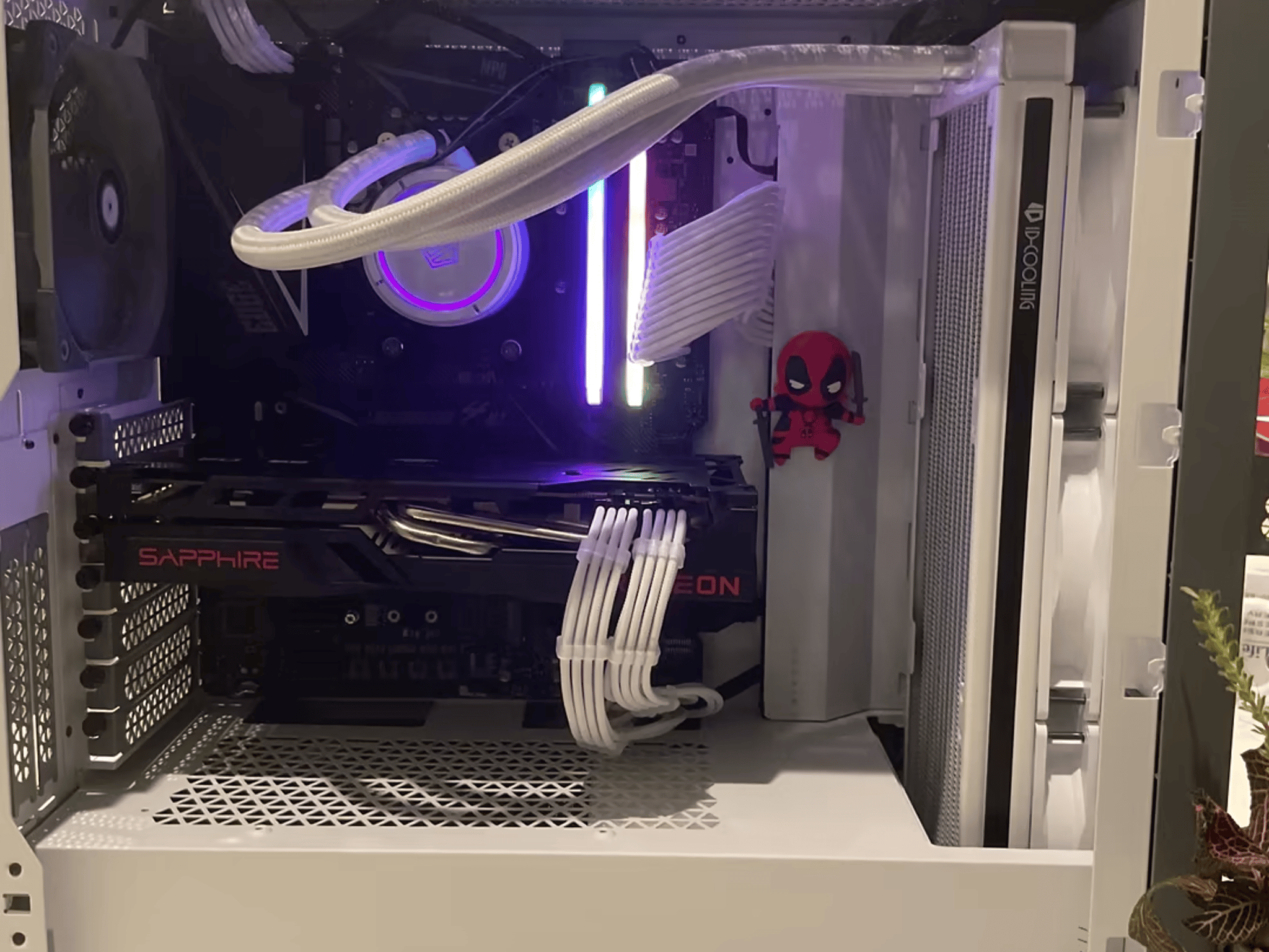 “Scatterpulse” R7 5800x, 6700xt High-End Pc