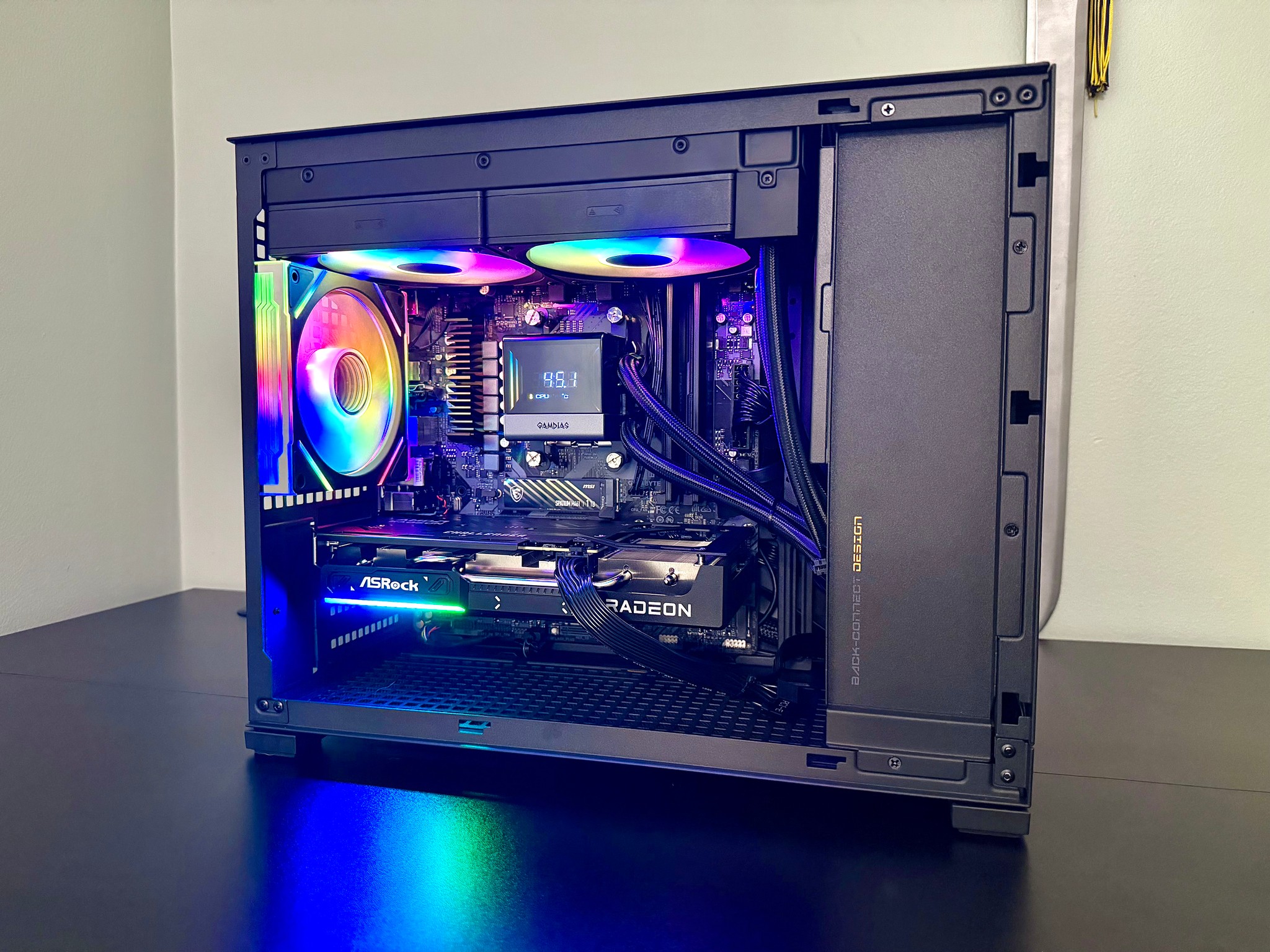 Ryzen 7700x | 9060xt 16GB | 32GB DDR5 | 1TB SSD With LCD Liquid Cooler Gaming PC