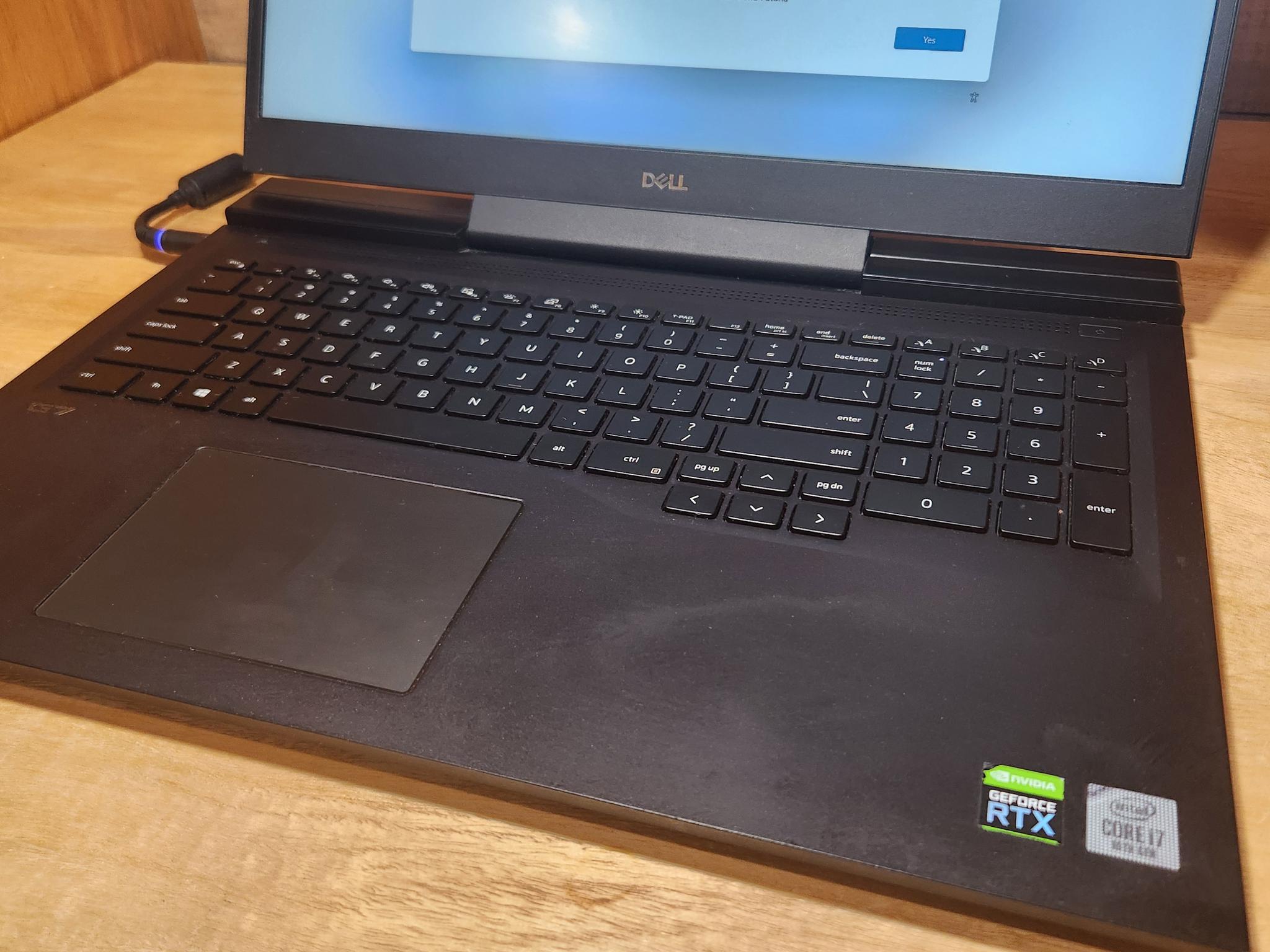 GAMING Dell G7 7700 with i7 + RTX 2070