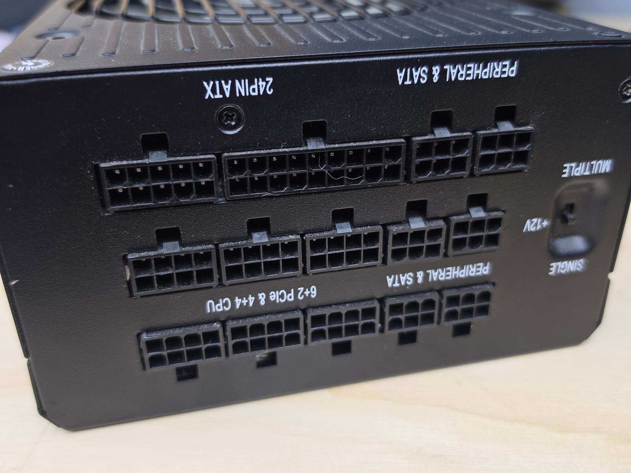 Corsair HX1200 Platinum - Image 2
