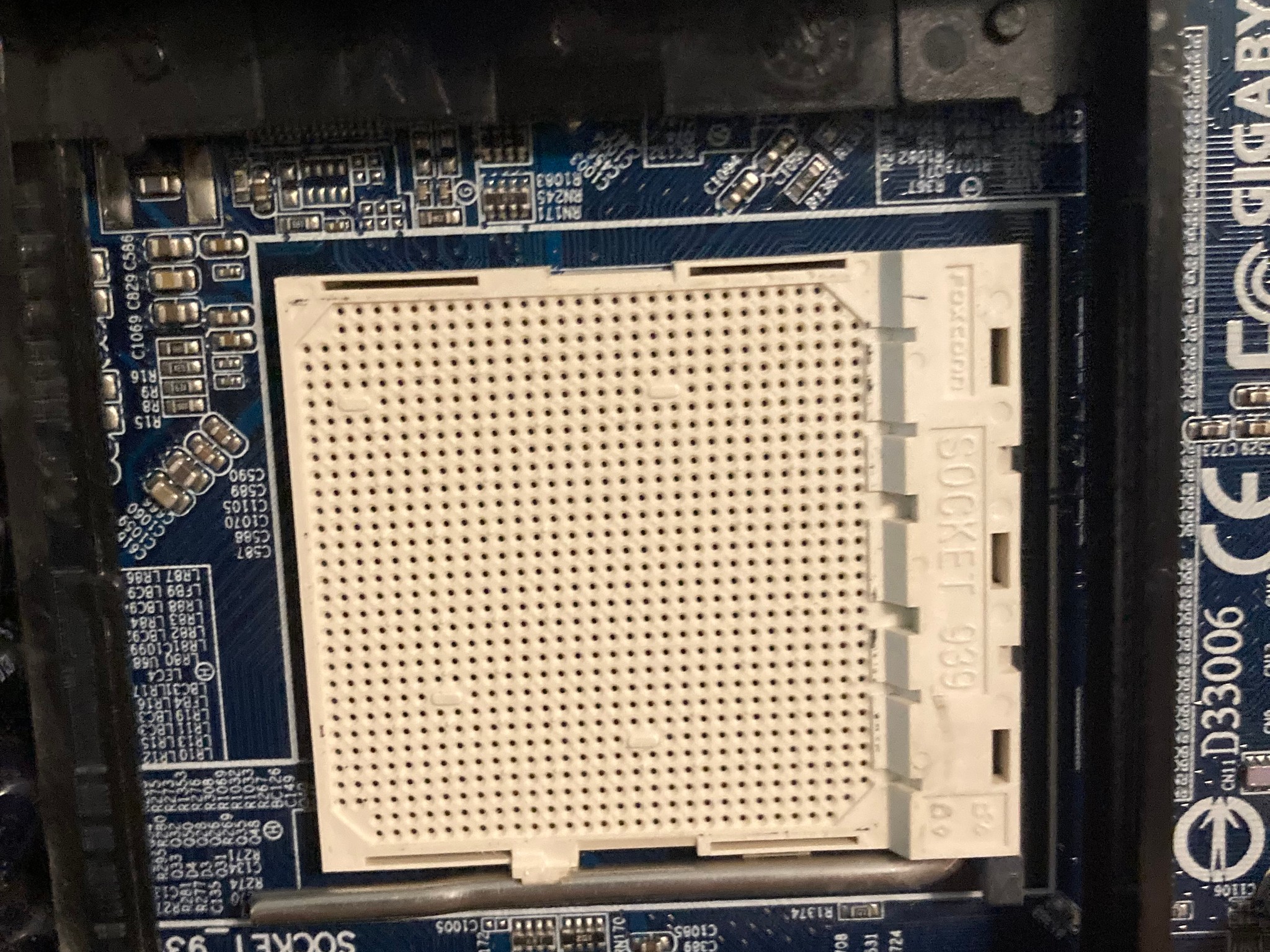 Retro Motherboard: Gigabyte GA-K8N Pro-SLI