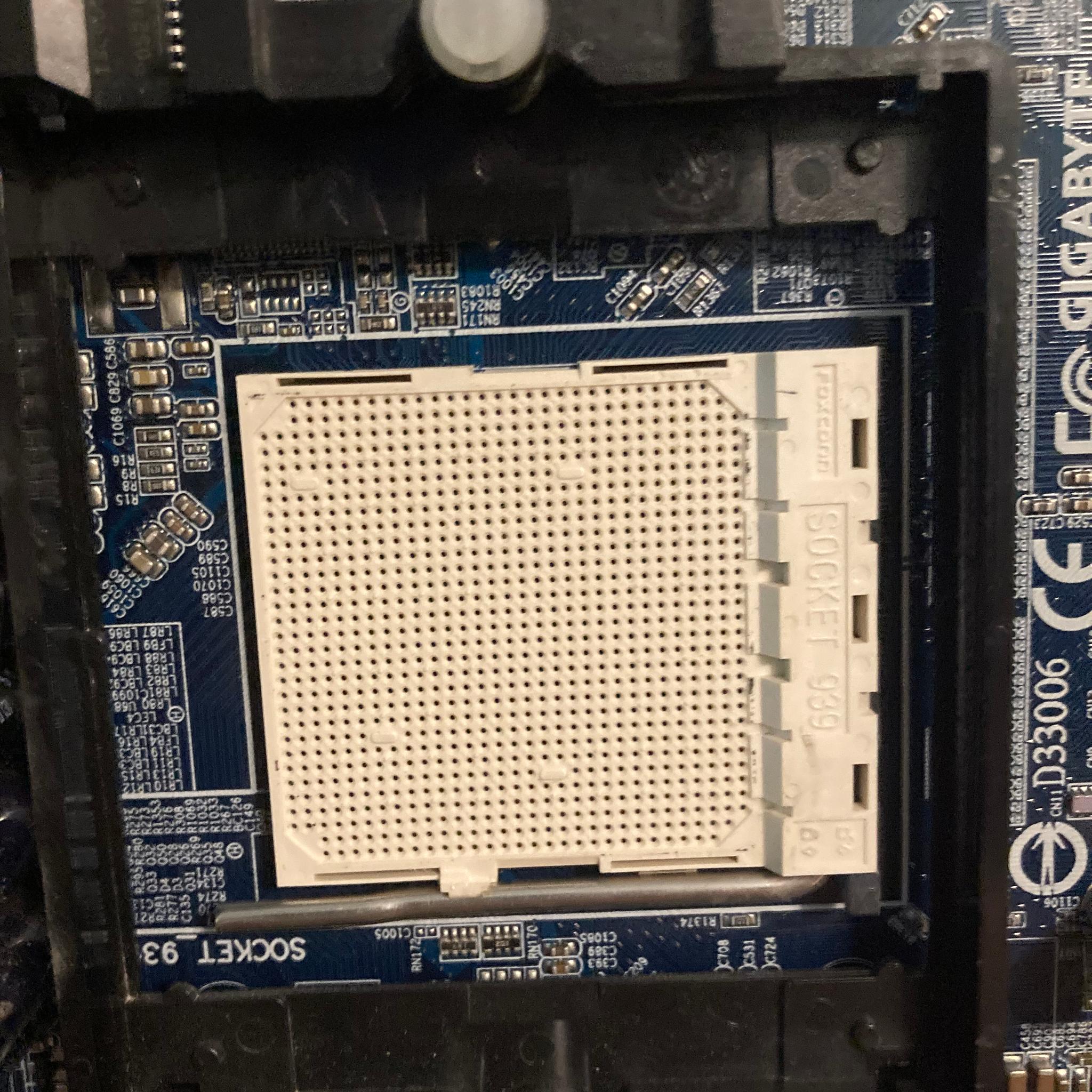 Retro Motherboard: Gigabyte GA-K8N Pro-SLI
