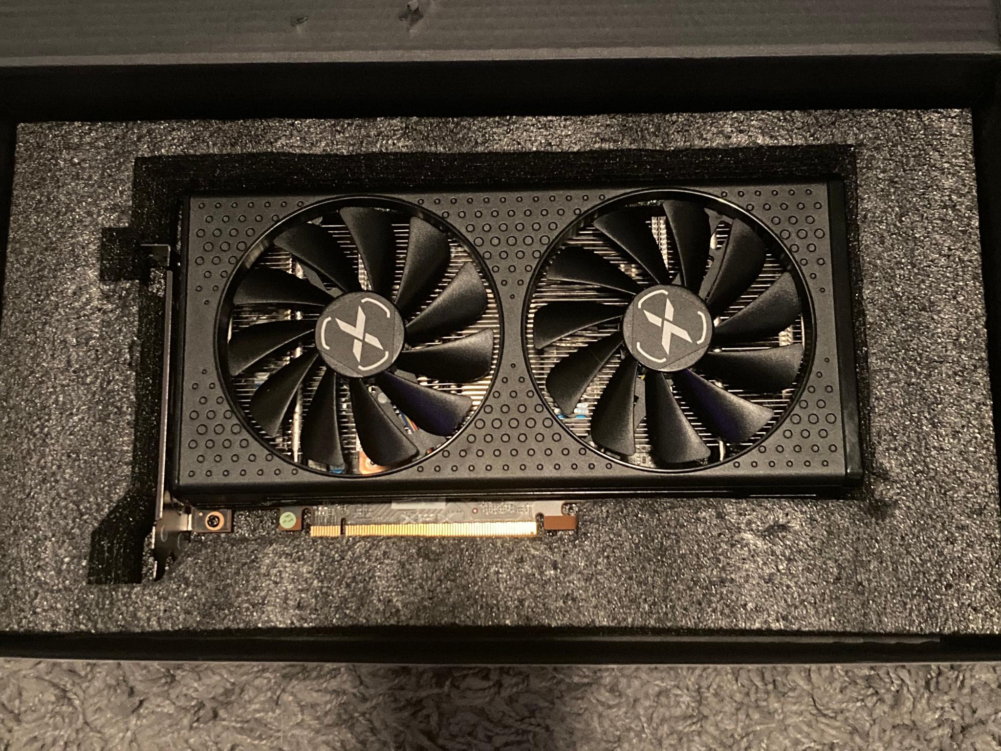 XFX Speedster SWFT 210 Radeon RX 6600