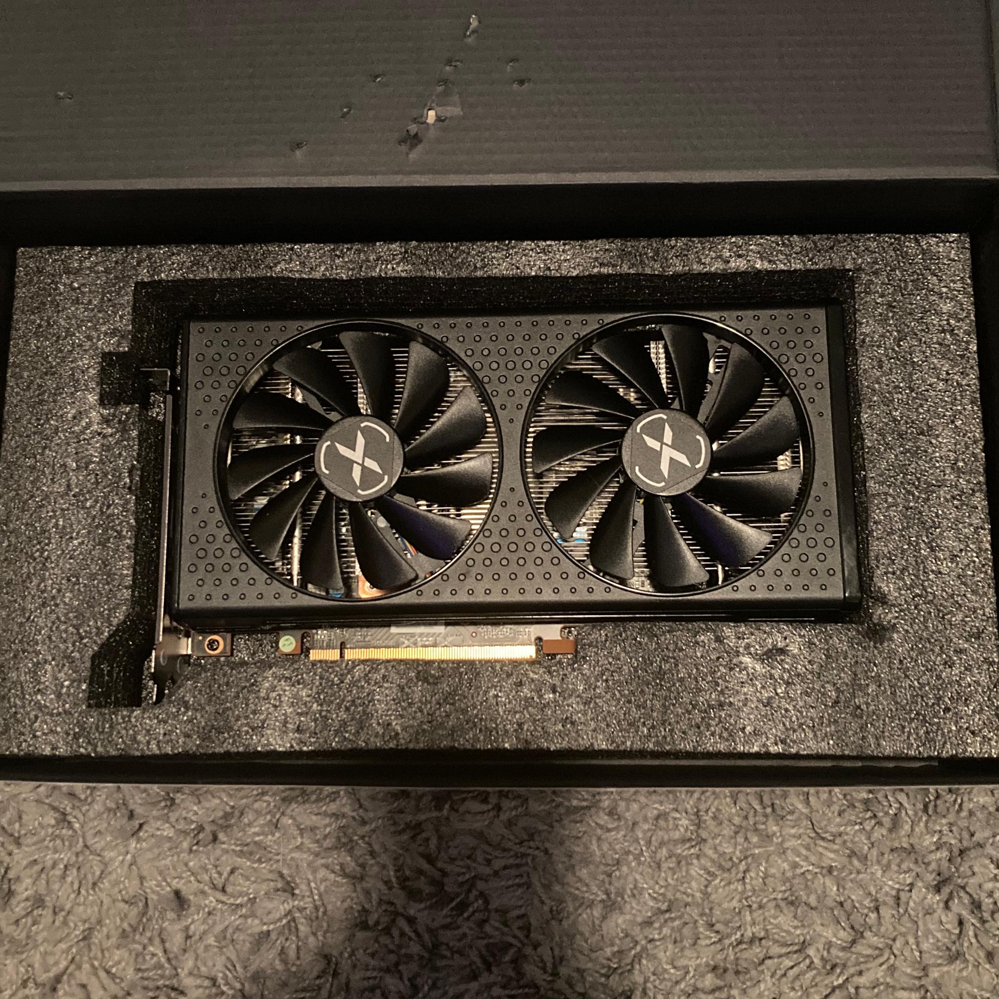 XFX Speedster SWFT 210 Radeon RX 6600