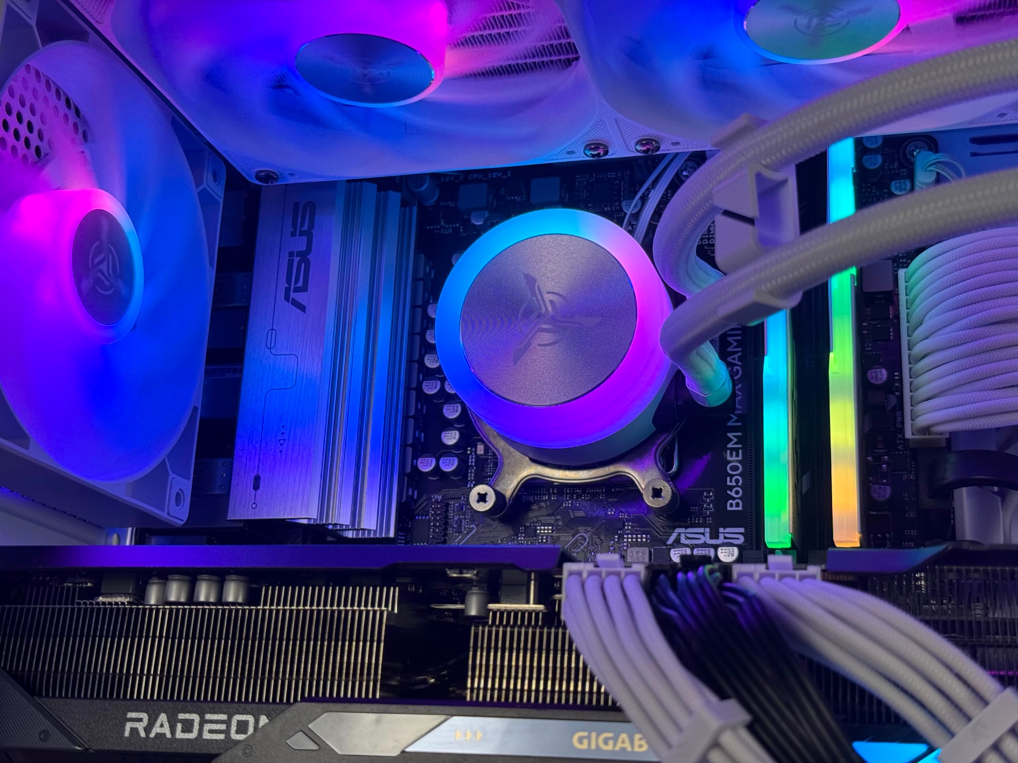 ⚪🟣 NEBULA Gaming PC | RX 9070 XT |  Ryzen 7 9800x3D | 32GB RAM | 2TB NVME | WiFi & BT | Free Ship