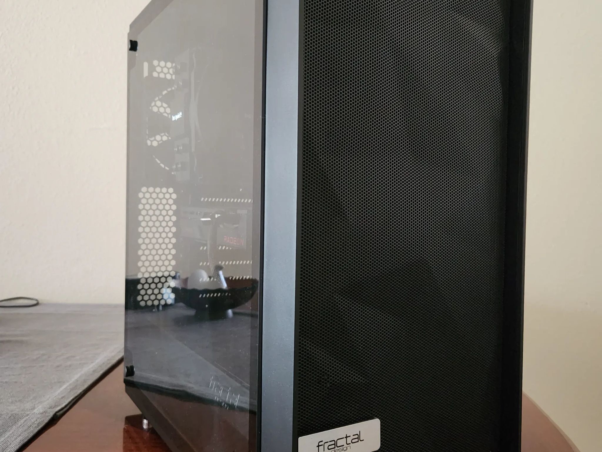 Intel I5-10600K | RX 6600 | 16GB DDR4 - Gaming PC