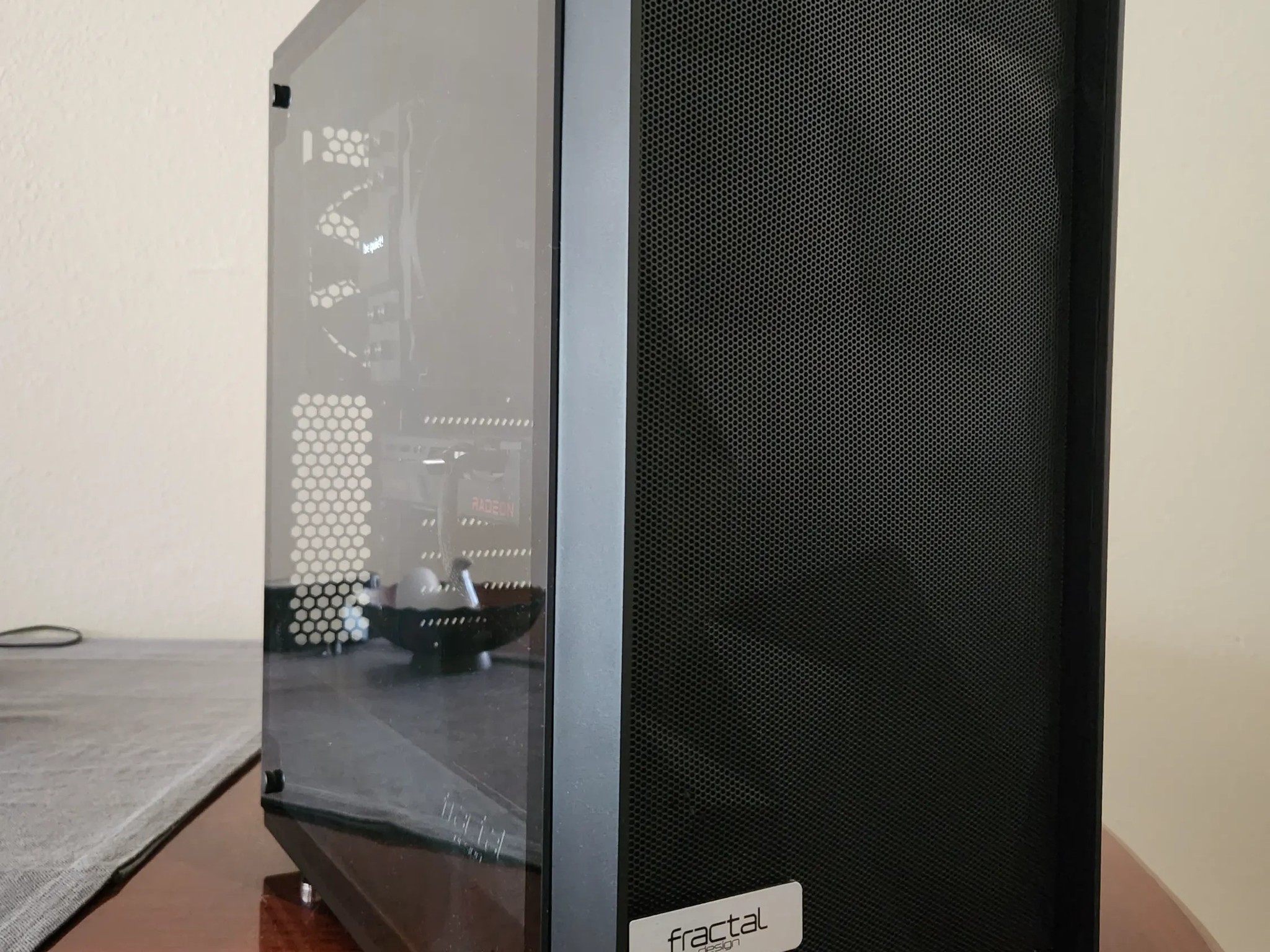 Intel I5-10600K | RX 6600 | 16GB DDR4 - Gaming PC