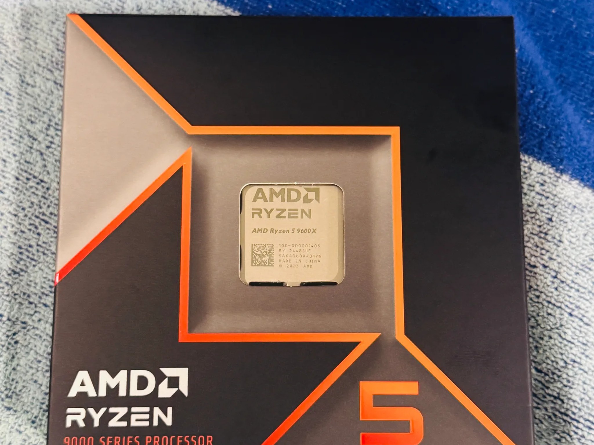 Ryzen 5 9600X AM5 CPU-Like New/Used only for 6 weeks - Includes Box/Orig. Packaging - Ships Fast