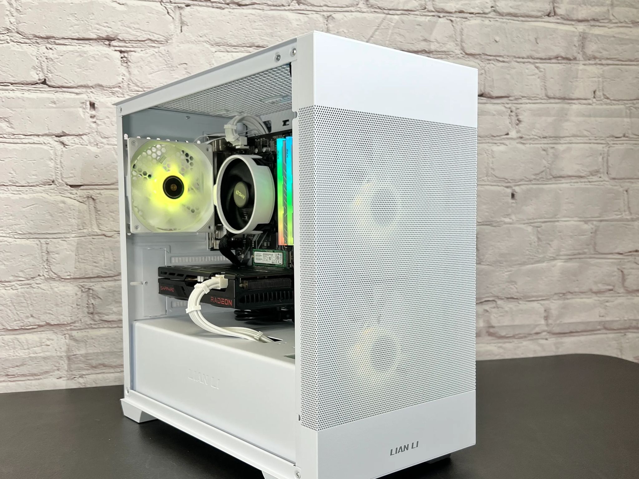 RX 6600 | Ryzen 5 3600 | 16GB RAM | 1TB M.2 SSD | Wifi 5 | Bluetooth Gaming PC