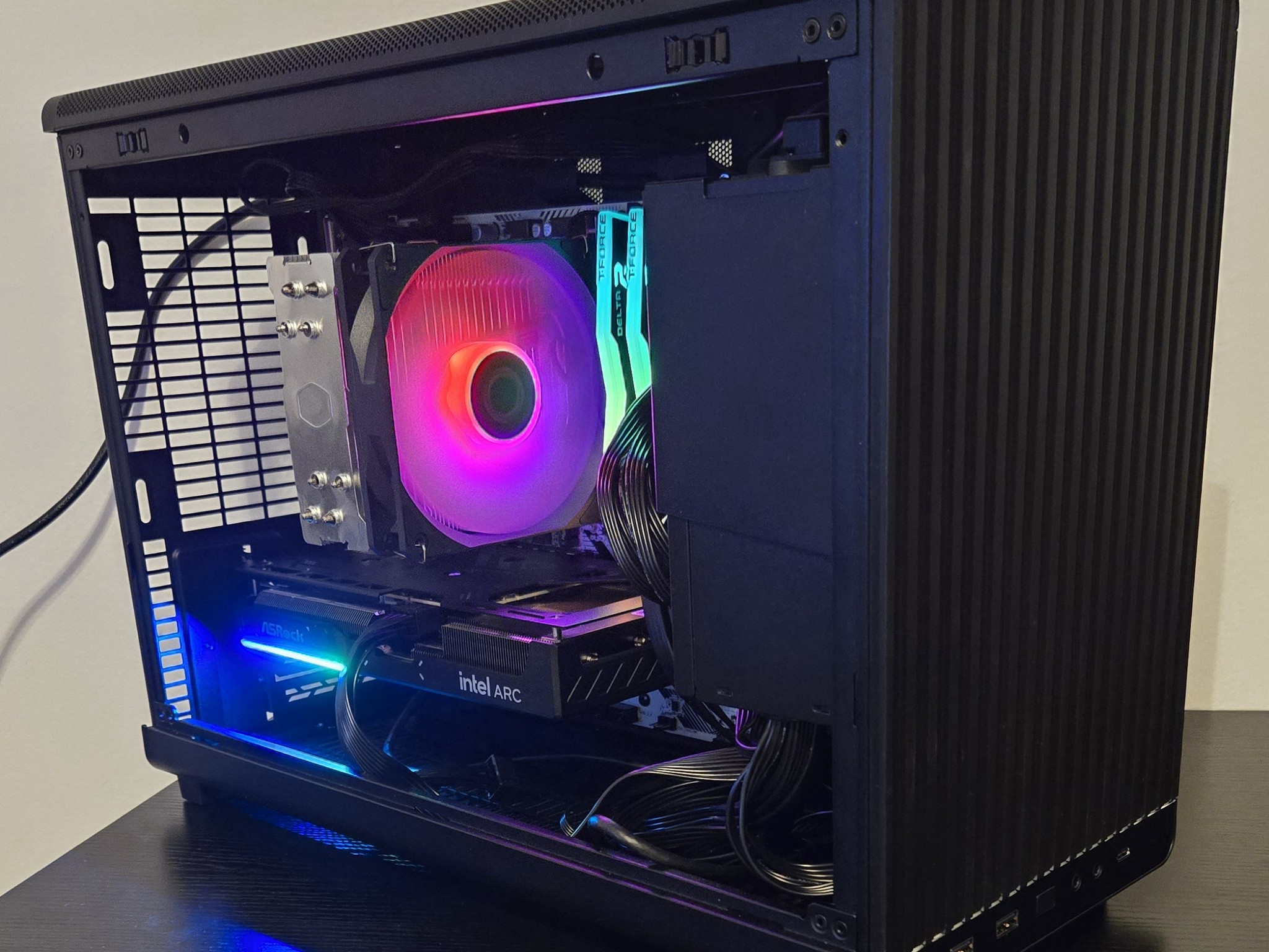 🧙 BATTLEMAGE 🧙 RYZEN 5 5600 / INTEL ARC B570 / 1TB / 32GB