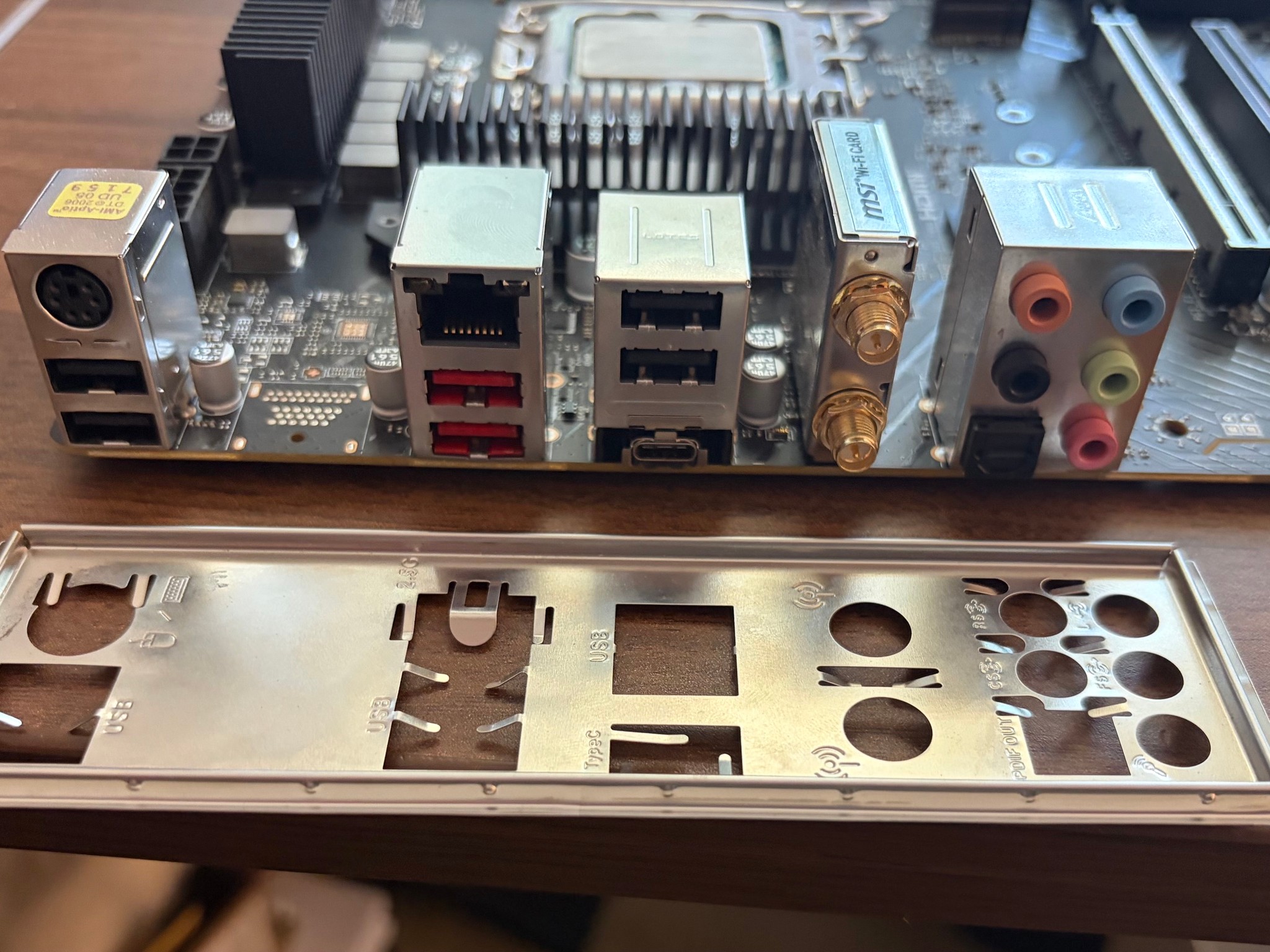 Intel Core i5 14400f + MSI B760 ATX Motherboard