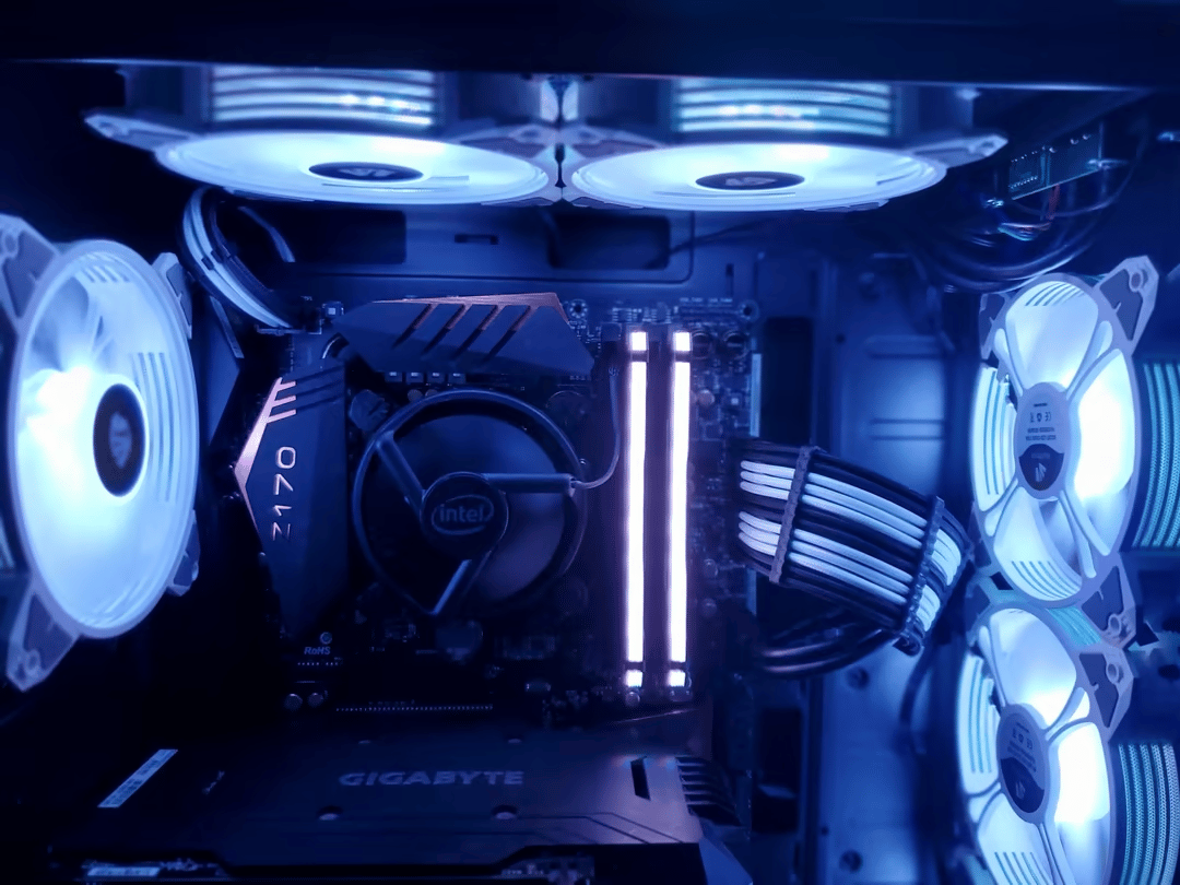 Stringy v2 | i7 7700k - GTX 1060