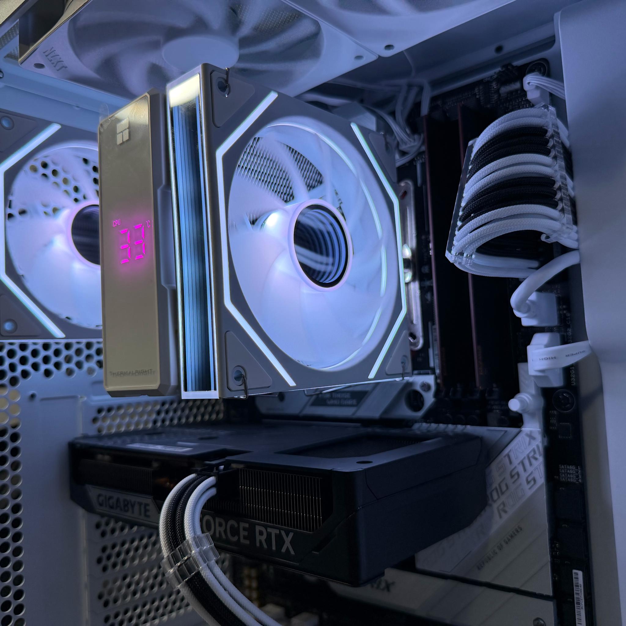 ❄️⚔️ ICE KNIGHT ⚔️❄️ Ryzen 5 7600X| RTX 5060Ti| 1.25 TB NVMe| 16 GB DDR5| 650 W PSU