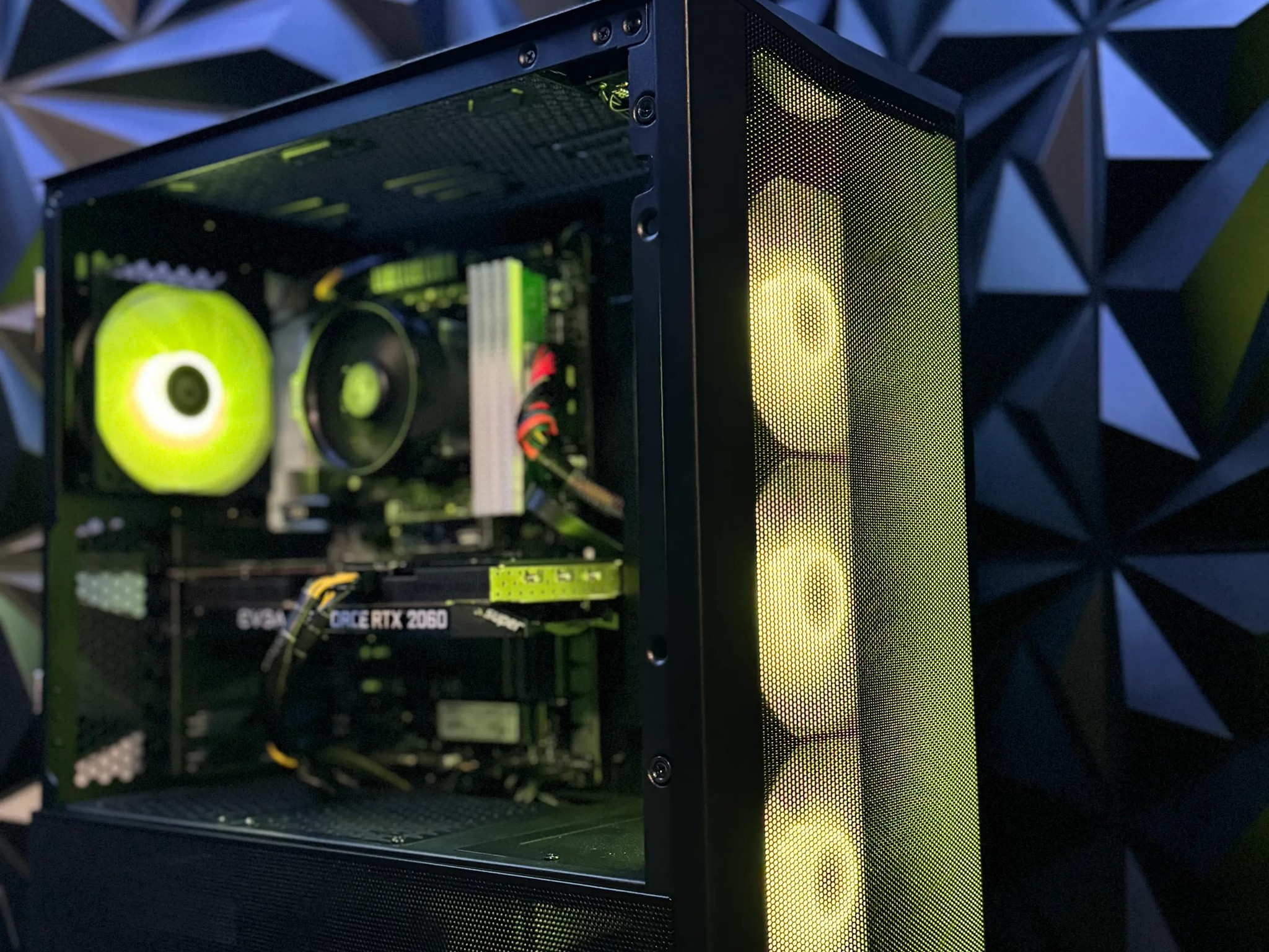 ⚡️The Big Super ⚡️Ryzen 5 3600 🌩RTX 2060 Super 🔋32 GB DDR4 💪1 TB NVME M.2